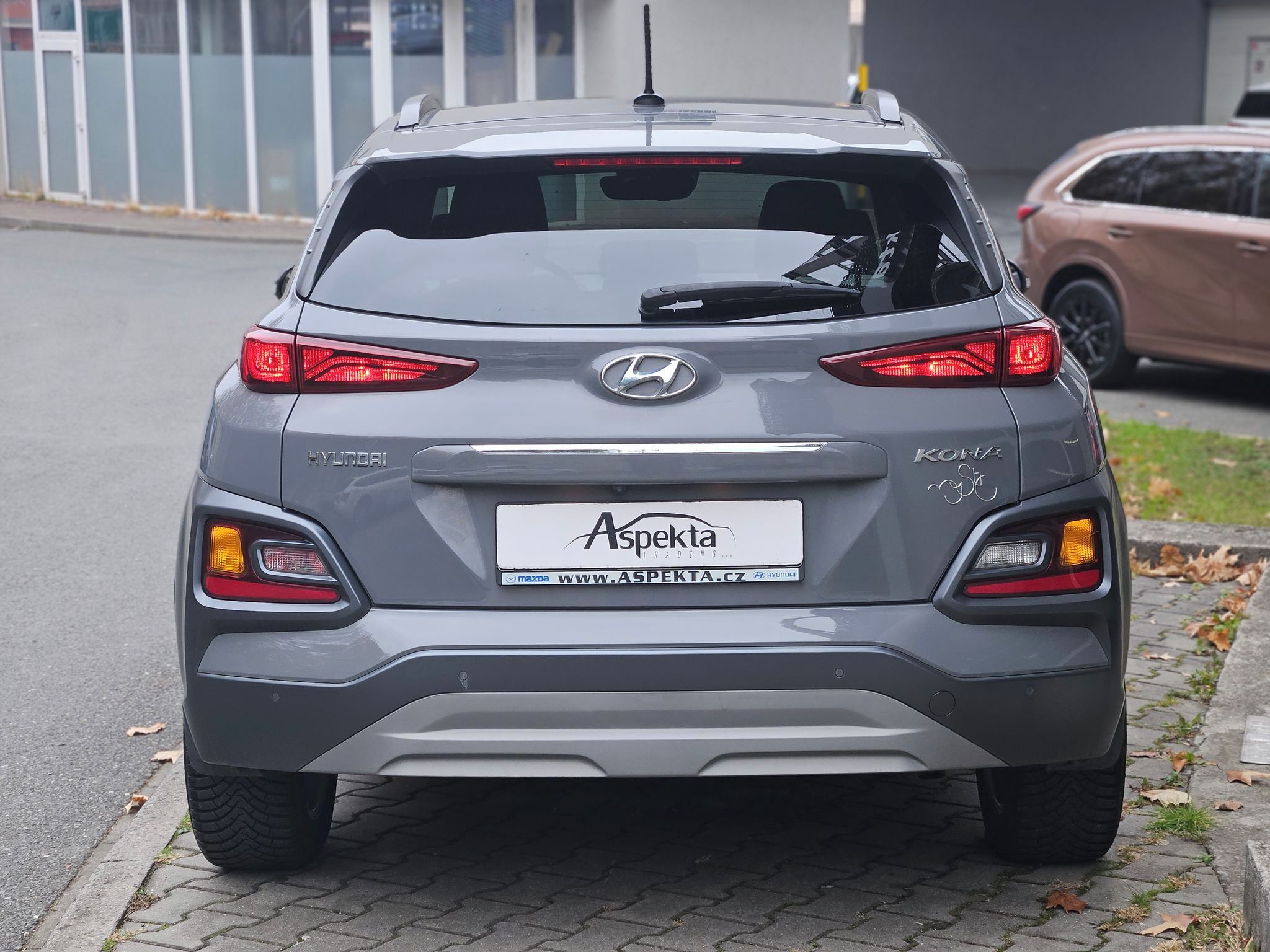 Hyundai Kona, 1,0 T-GDi, Mystic+Guard, 1.maj - fotka 4