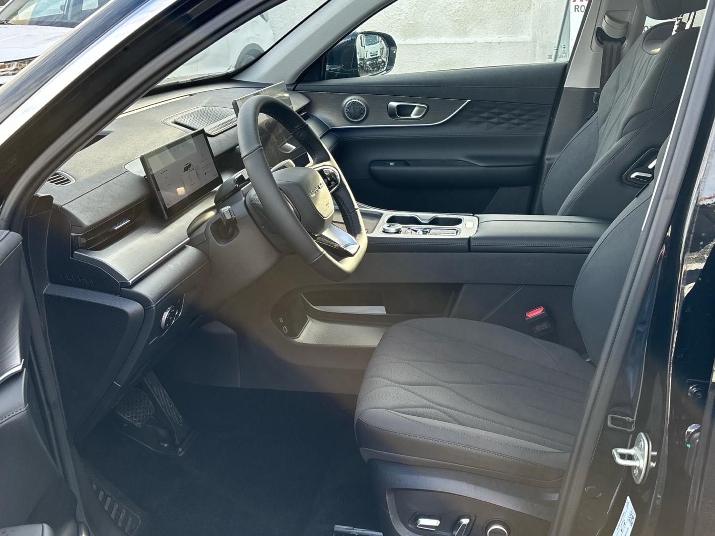 Chery Tiggo 8 PHEV, UNIQUE FWD - fotka 6