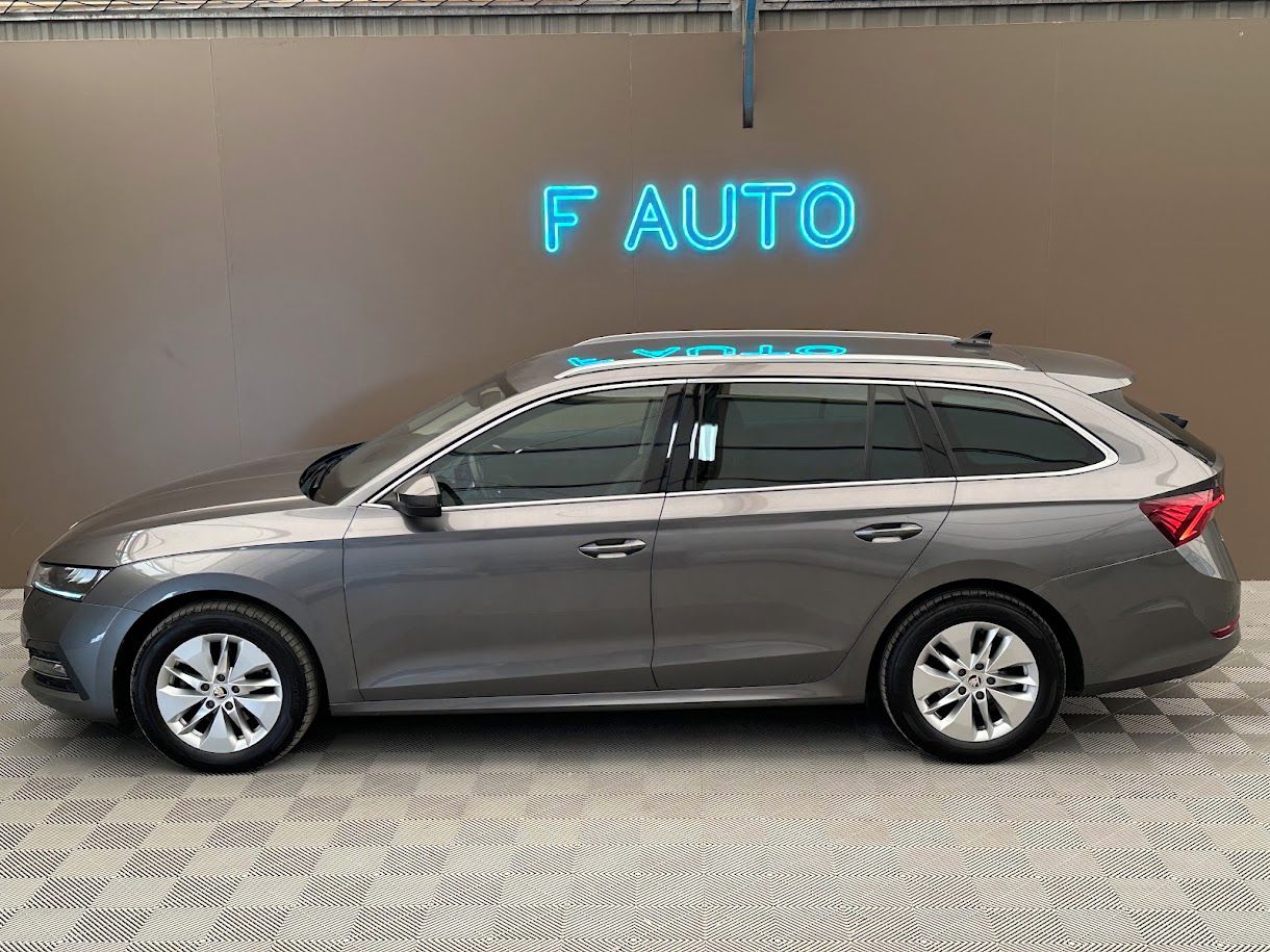 Škoda Octavia, SW 2.0 TDi Ambition DSG 85 kW - fotka 5