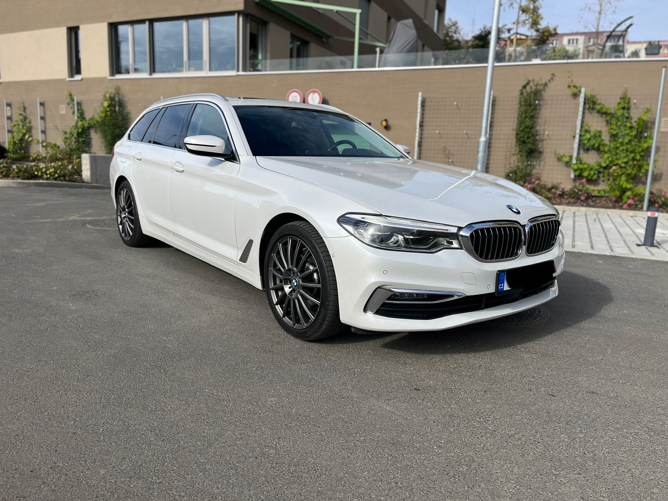 BMW Řada 5, BMW 530D G31xDrive Luxury Line