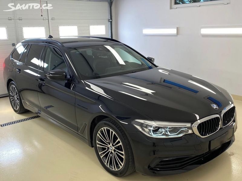 BMW Řada 5, 520d, xDrive, Sportline, tažné