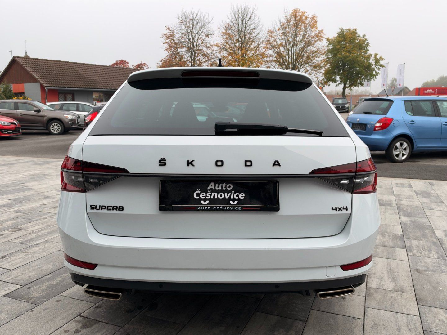 Škoda Superb, Sportline 2.0 TSI 4x4 DSG - fotka 6