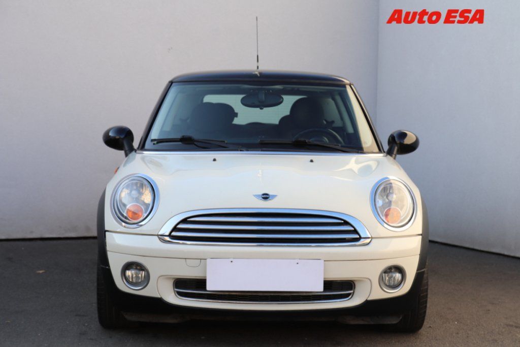 Mini Cooper, 1.6 i - fotka 2