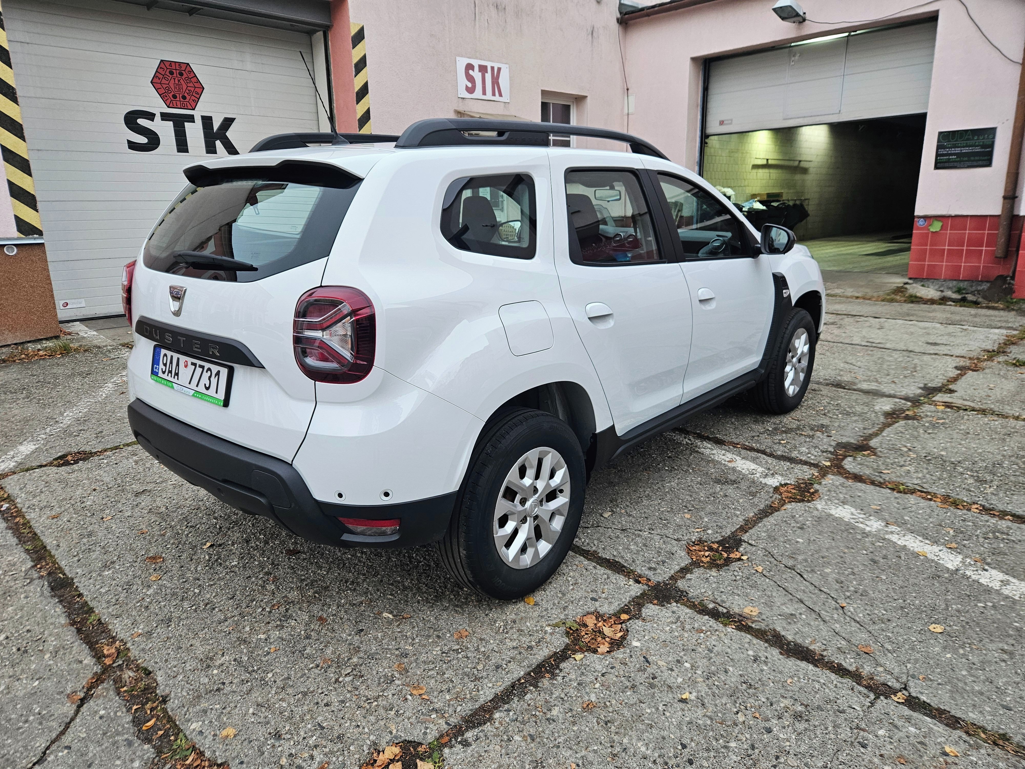Dacia Duster, 1.5 DCi 85kW 4X4 COMFORT - fotka 4