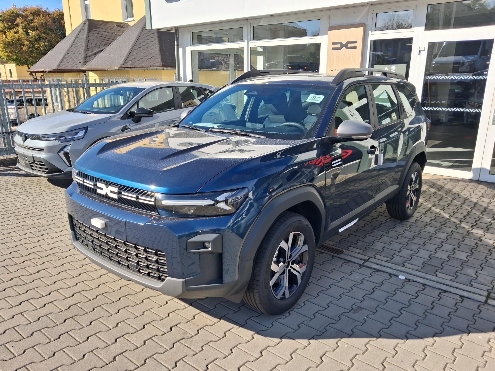 Dacia Bigster, Expression Hybrid 155