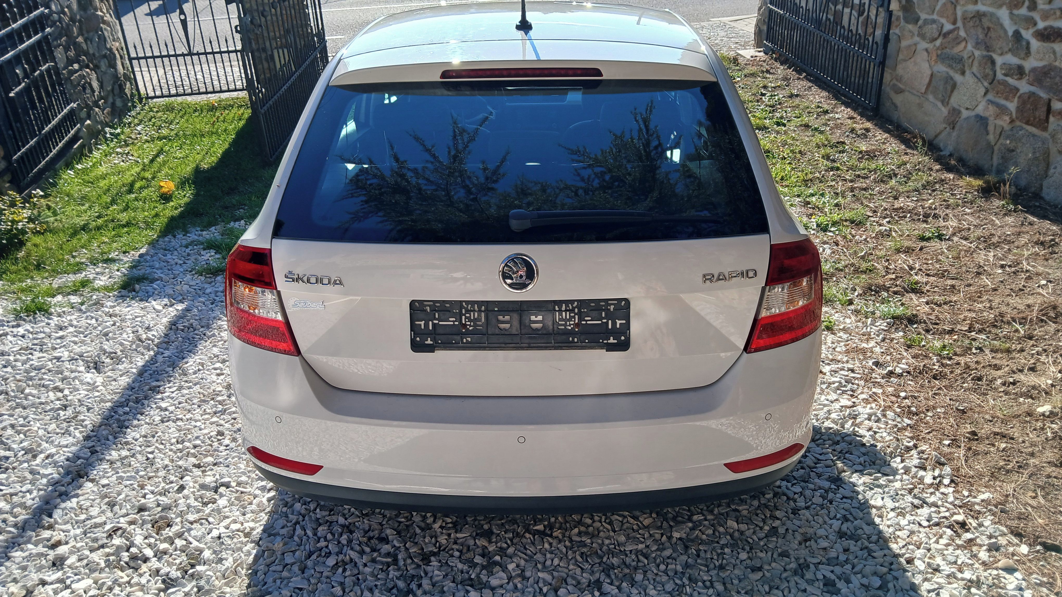 Škoda Rapid, 1.2 TSI 81kw  96 000 km - fotka 6