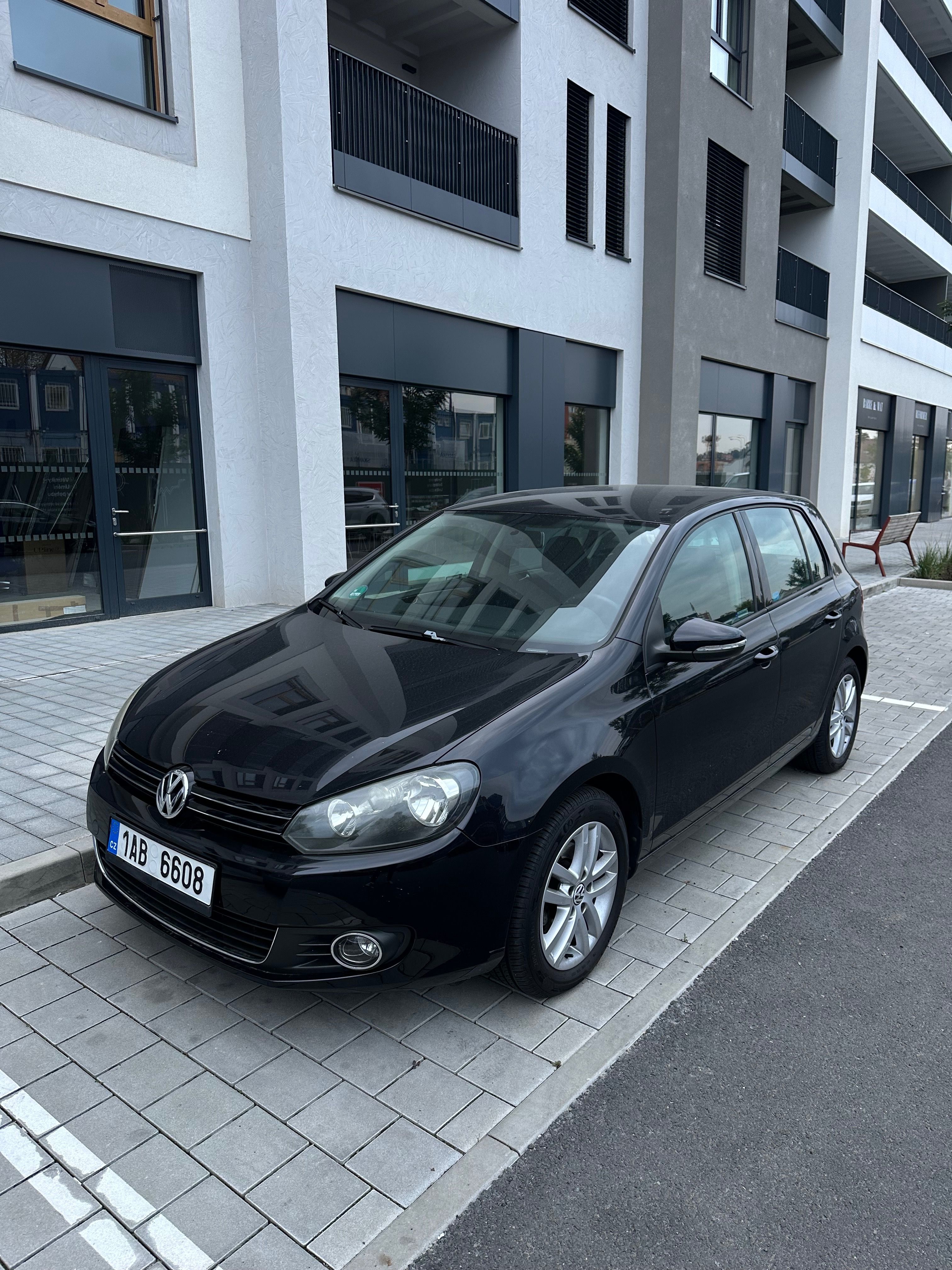 Volkswagen Golf, Volkswagen Golf VI - 1.6 MPI