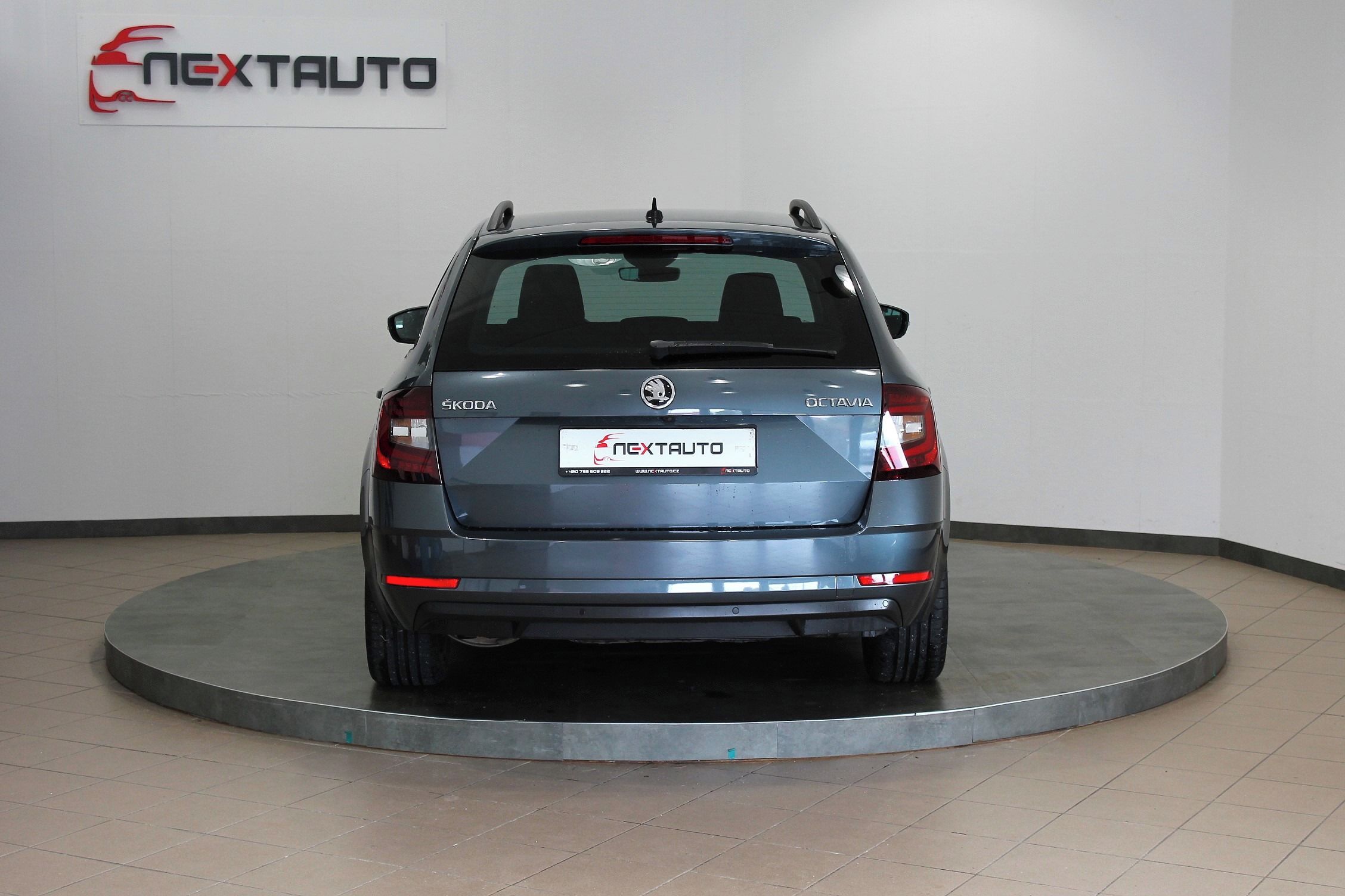 Škoda Octavia, 2.0 TDI 110kW DSG SOLEIL - fotka 4