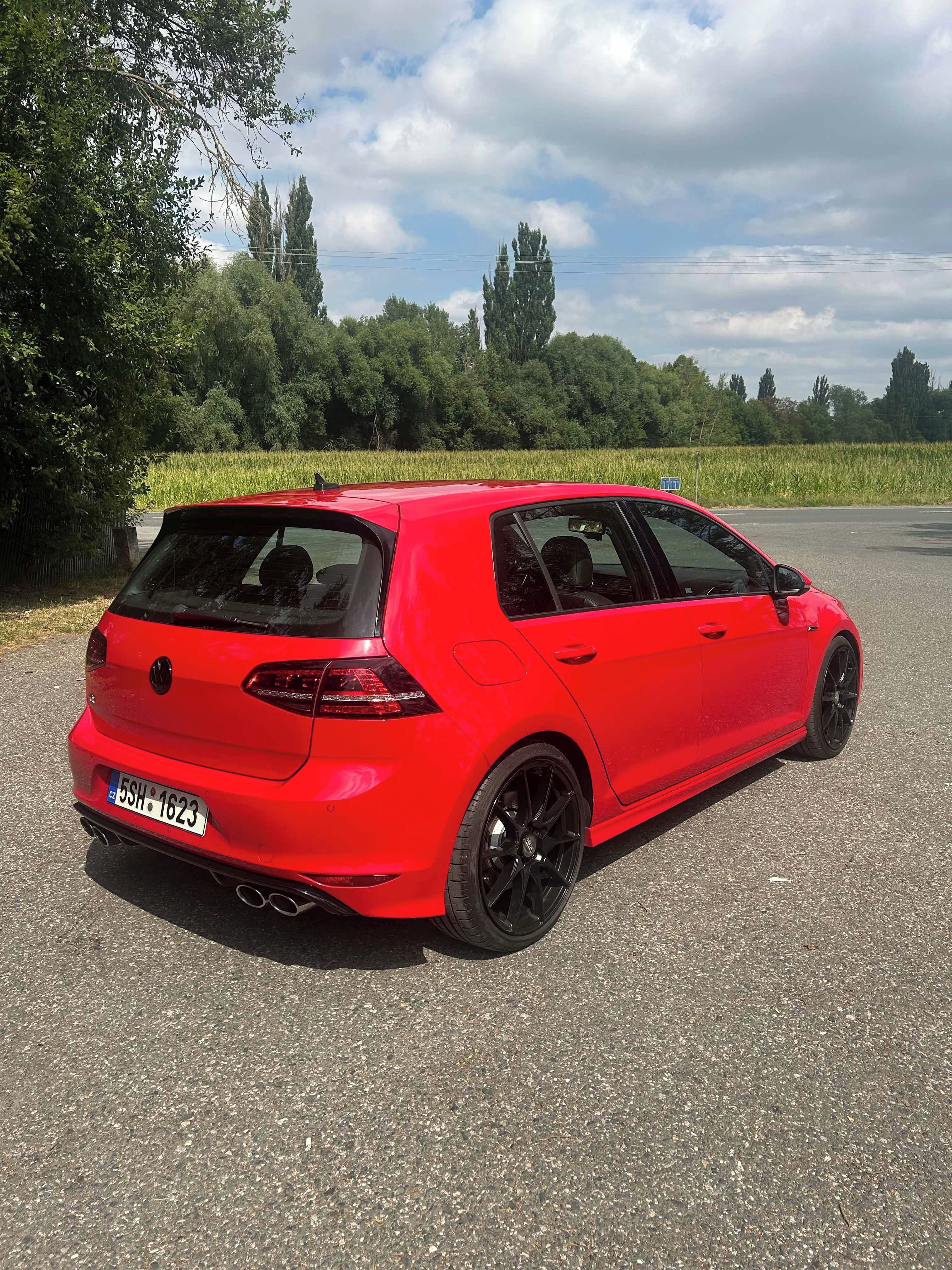 Volkswagen Golf, VW Golf 7 R - fotka 5