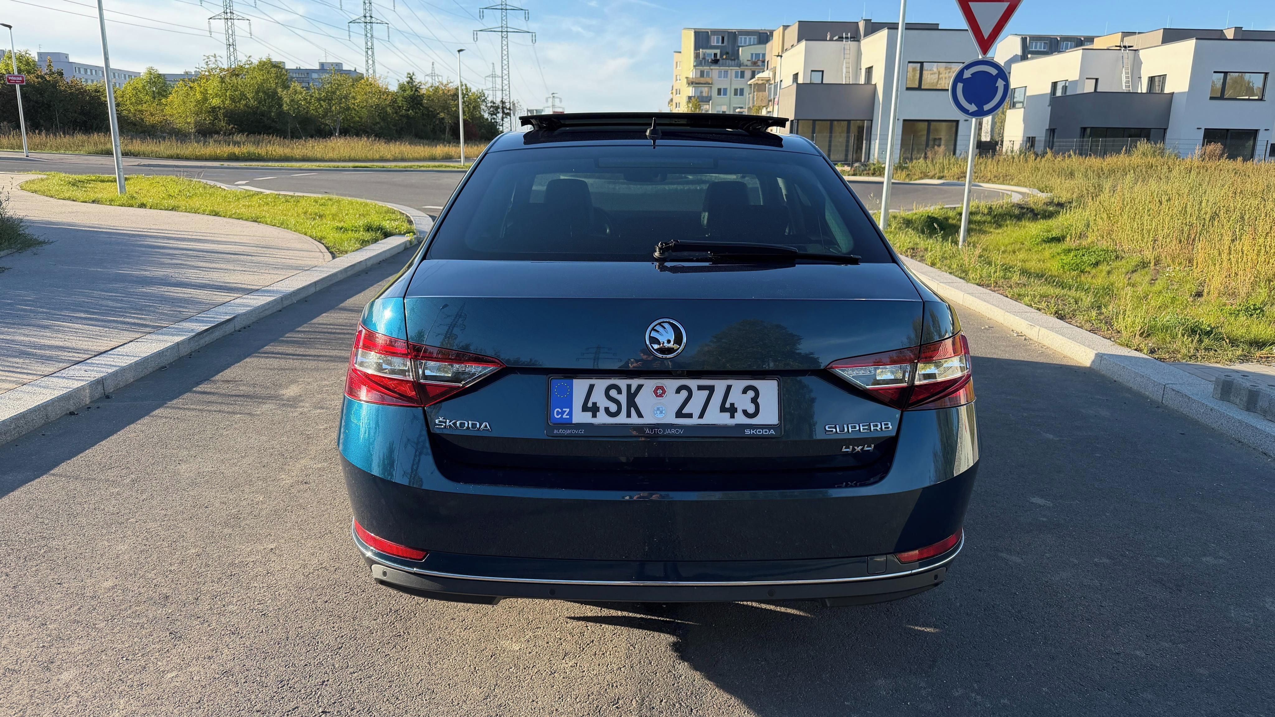 Škoda Superb, Škoda Superb L&K 2.0 TDI 140kw - fotka 4