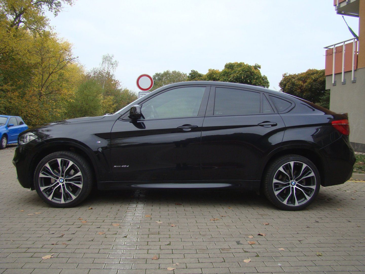 BMW X6, 40d xDrive Mpaket - fotka 6