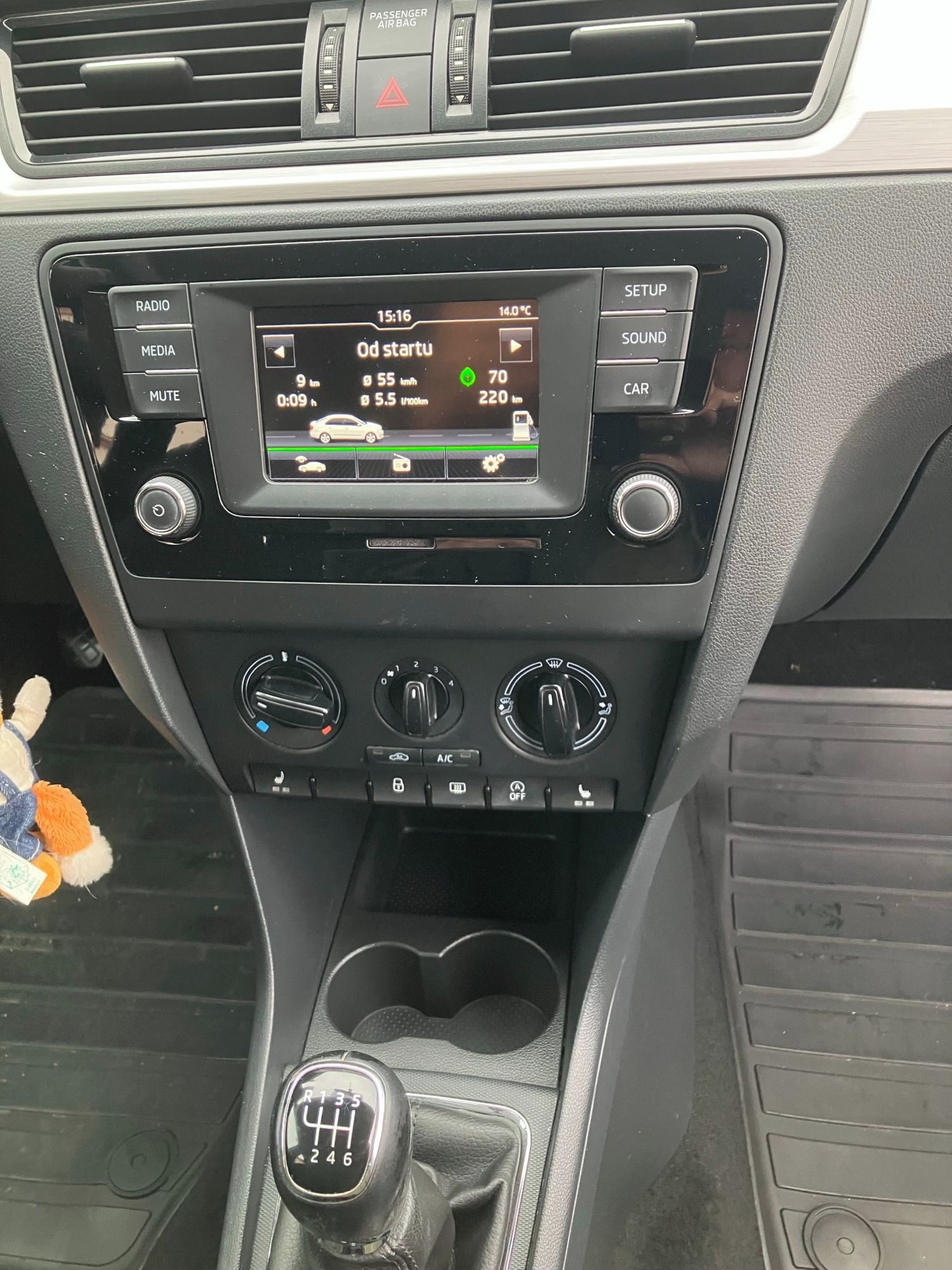 Škoda Rapid, 1.2 TSI benzin - fotka 6