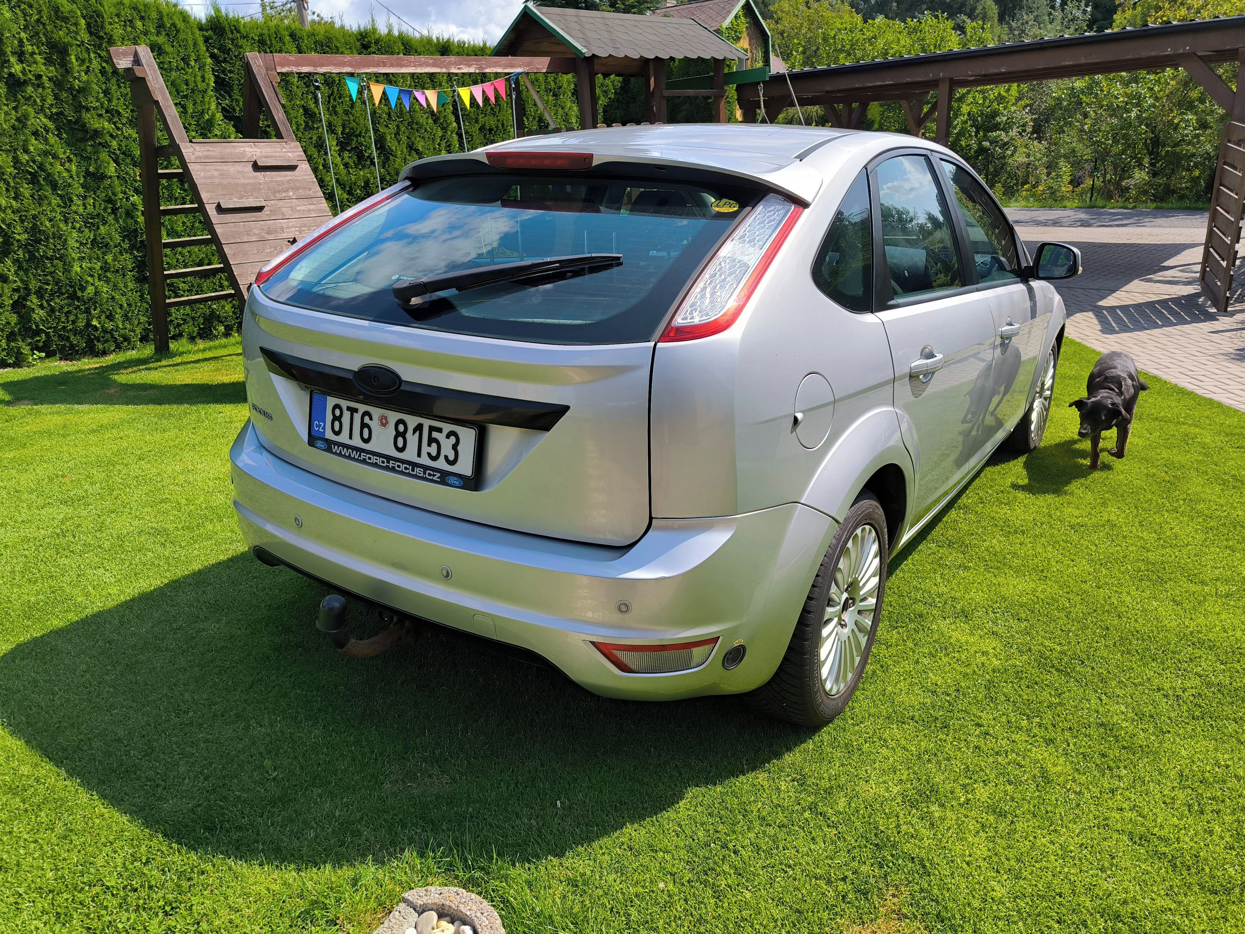 Ford Focus, 2.0 Duratec, LPG, tažné řízení - fotka 5