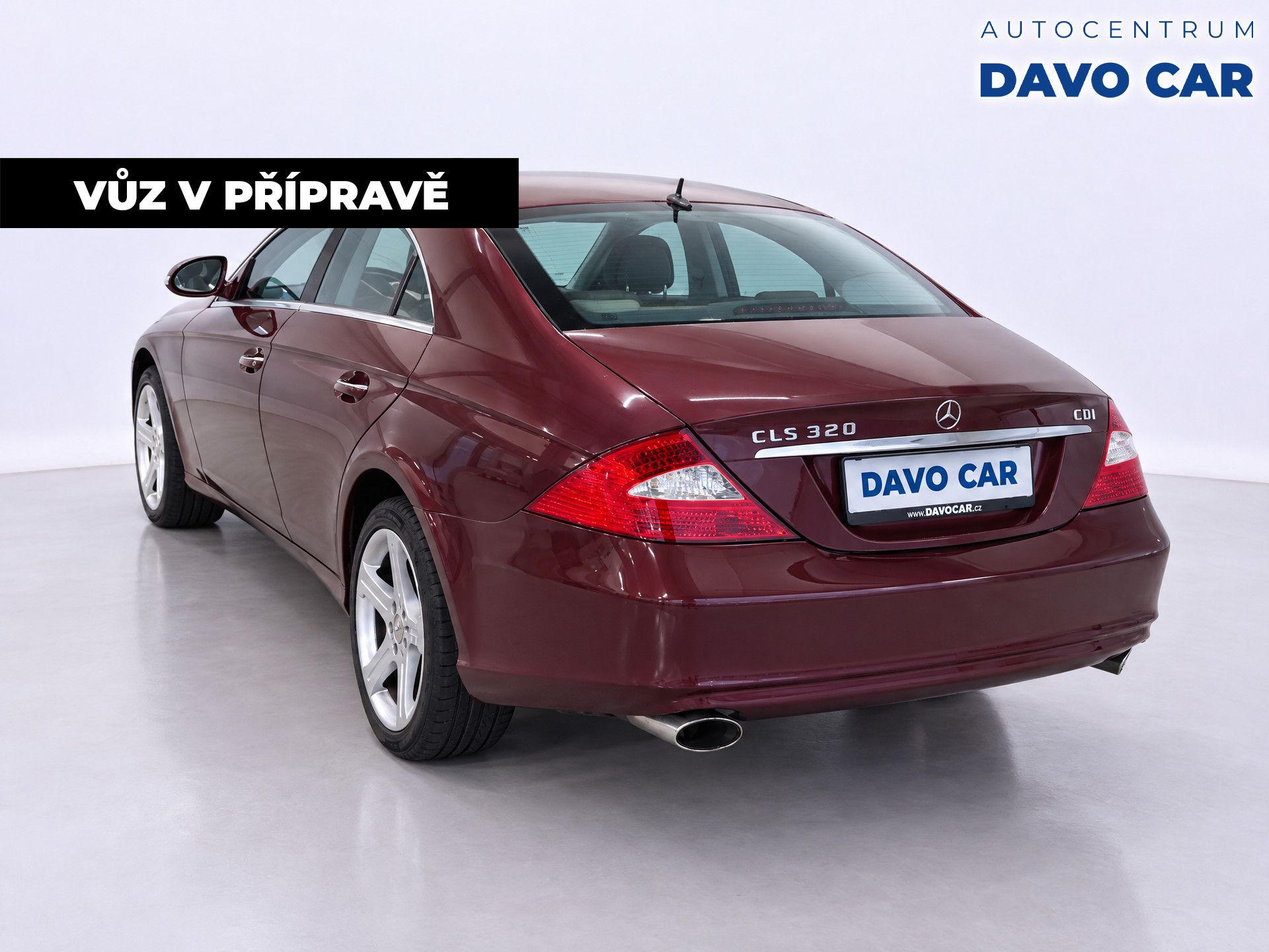Mercedes-Benz CLS, 3,0 320CDI 165kW Bi-Xenon CZ - fotka 2