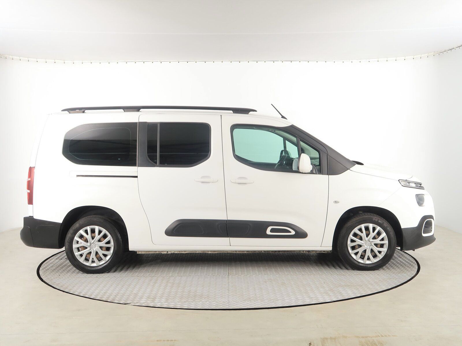 Citroën Berlingo, Maxi 1.5 BlueHDi, Live, 5Míst - fotka 6