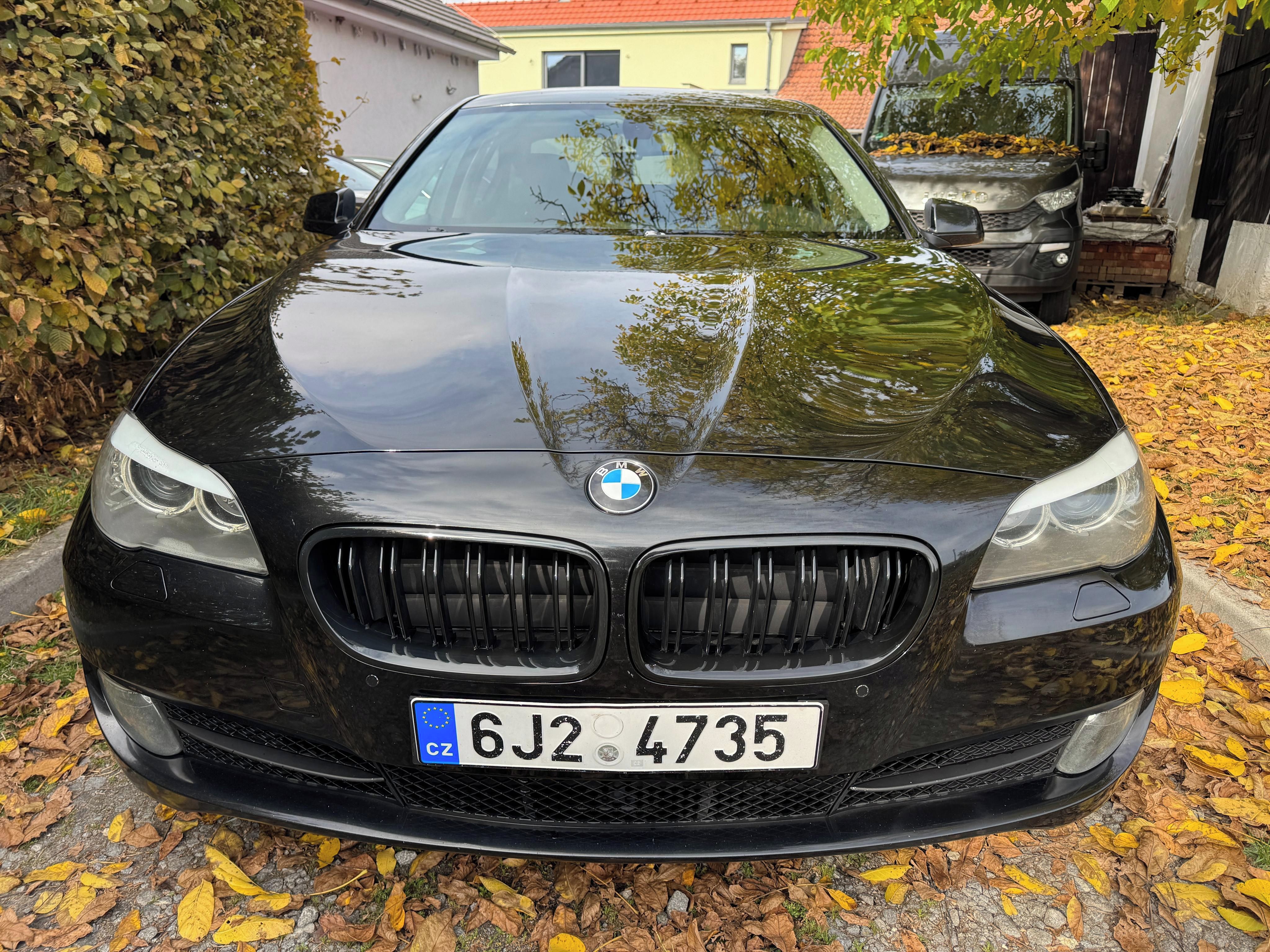 BMW Řada 5, F10 523i/530i zadokolka ,manuá - fotka 6