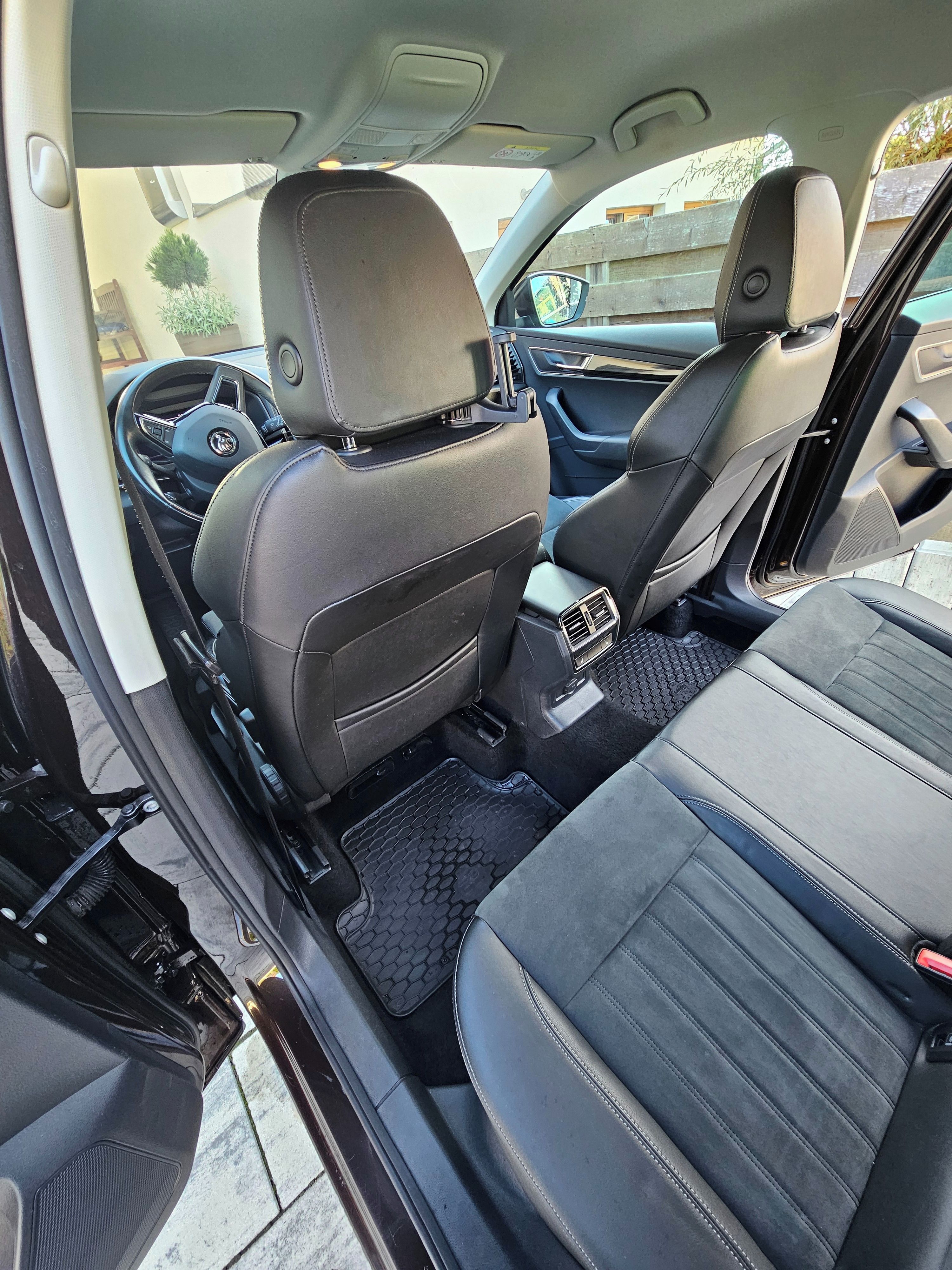 Škoda Karoq, Škoda Karoq 1,5 TSI - fotka 6