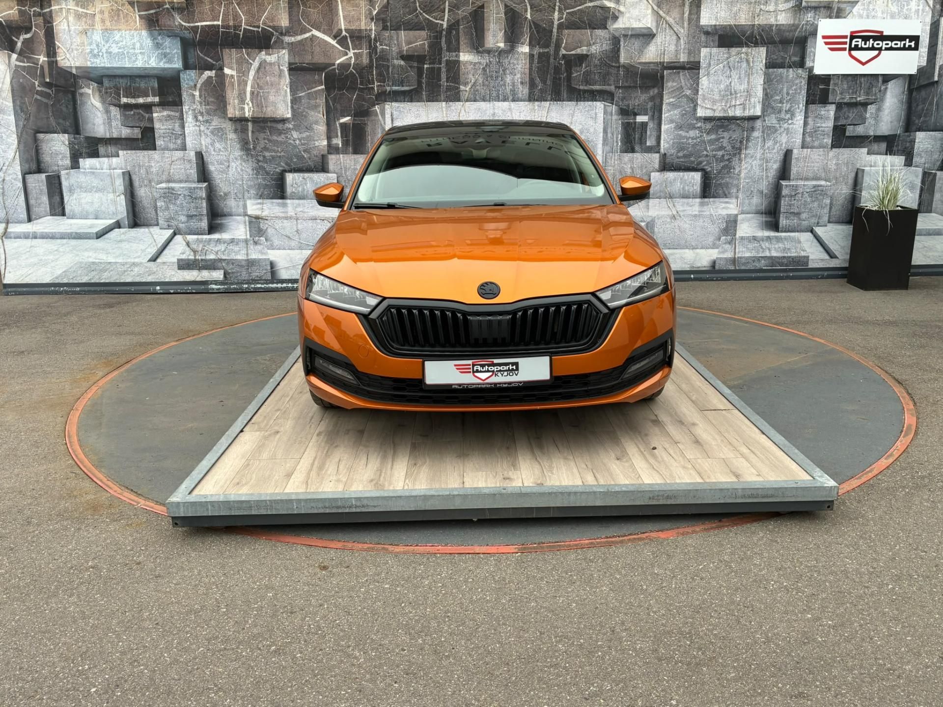 Škoda Octavia, 1.5TSi,110KW,VYHŘ.SEDADLA,TEMP - fotka 2