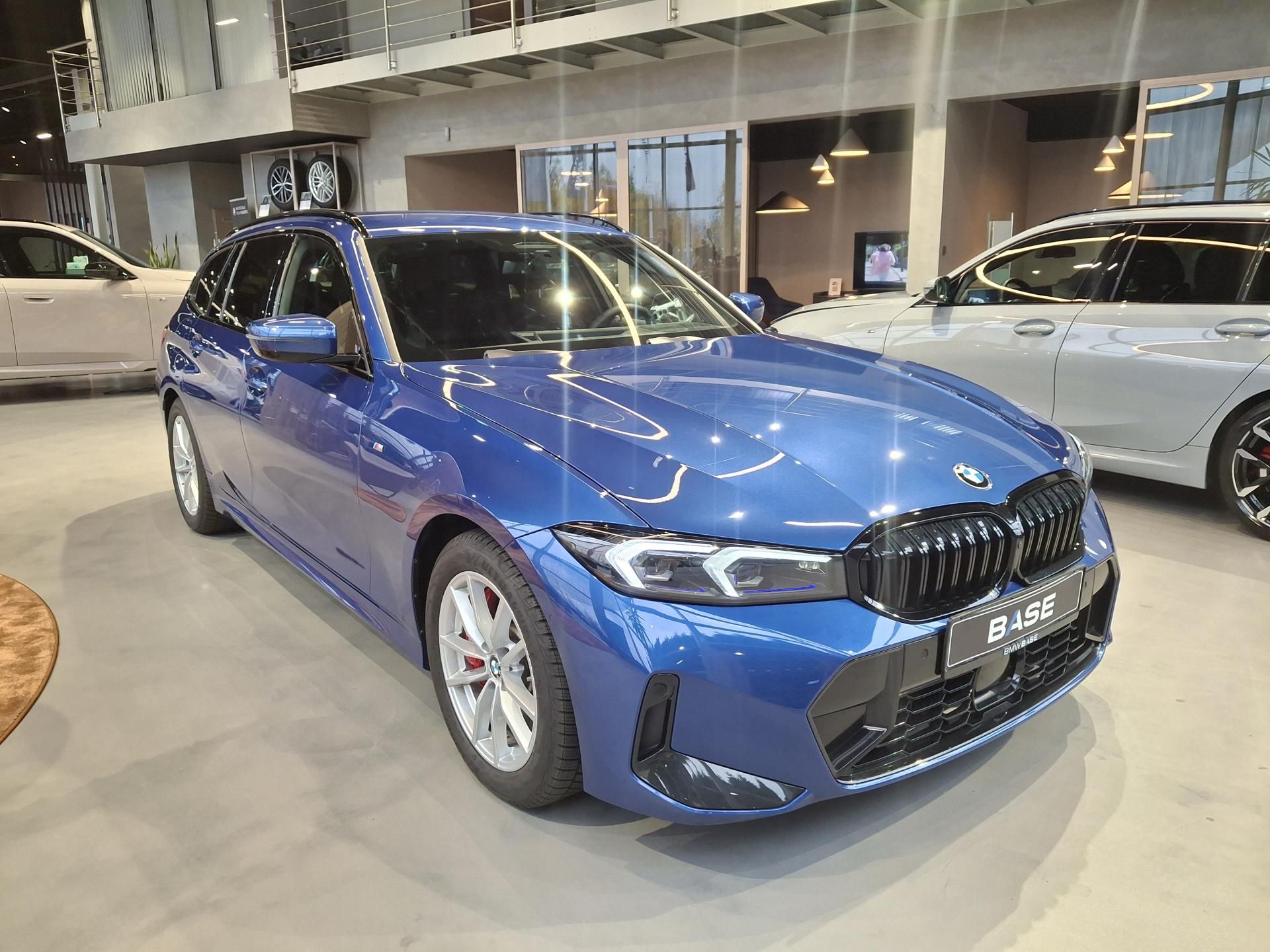 BMW Řada 3, 320d xDrive Touring M-Sport