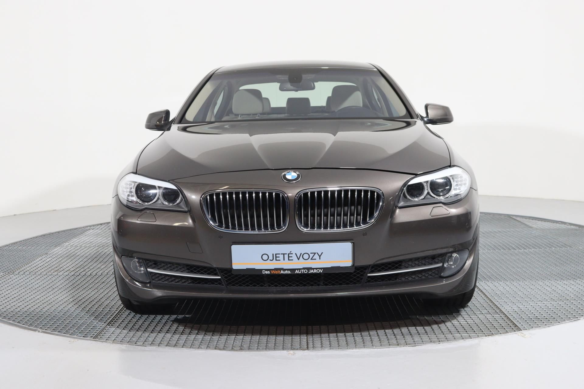 BMW Řada 5, 2,0 D XDRIVE 160kW - fotka 4