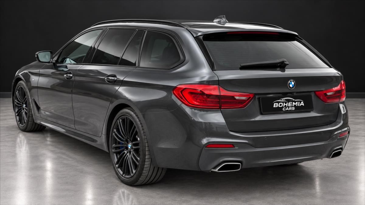 BMW Řada 5, 3,0 530D Touring 195 kW xDrive - fotka 6