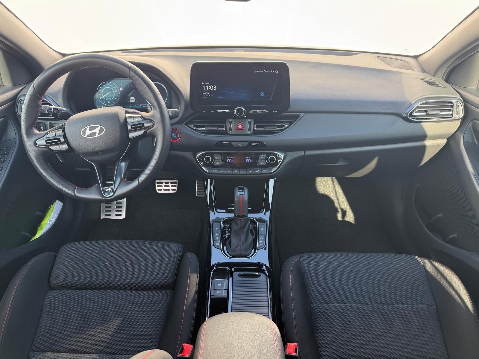 Hyundai i30, 1.5 T-GDI MHEV DCT N-Line - fotka 5