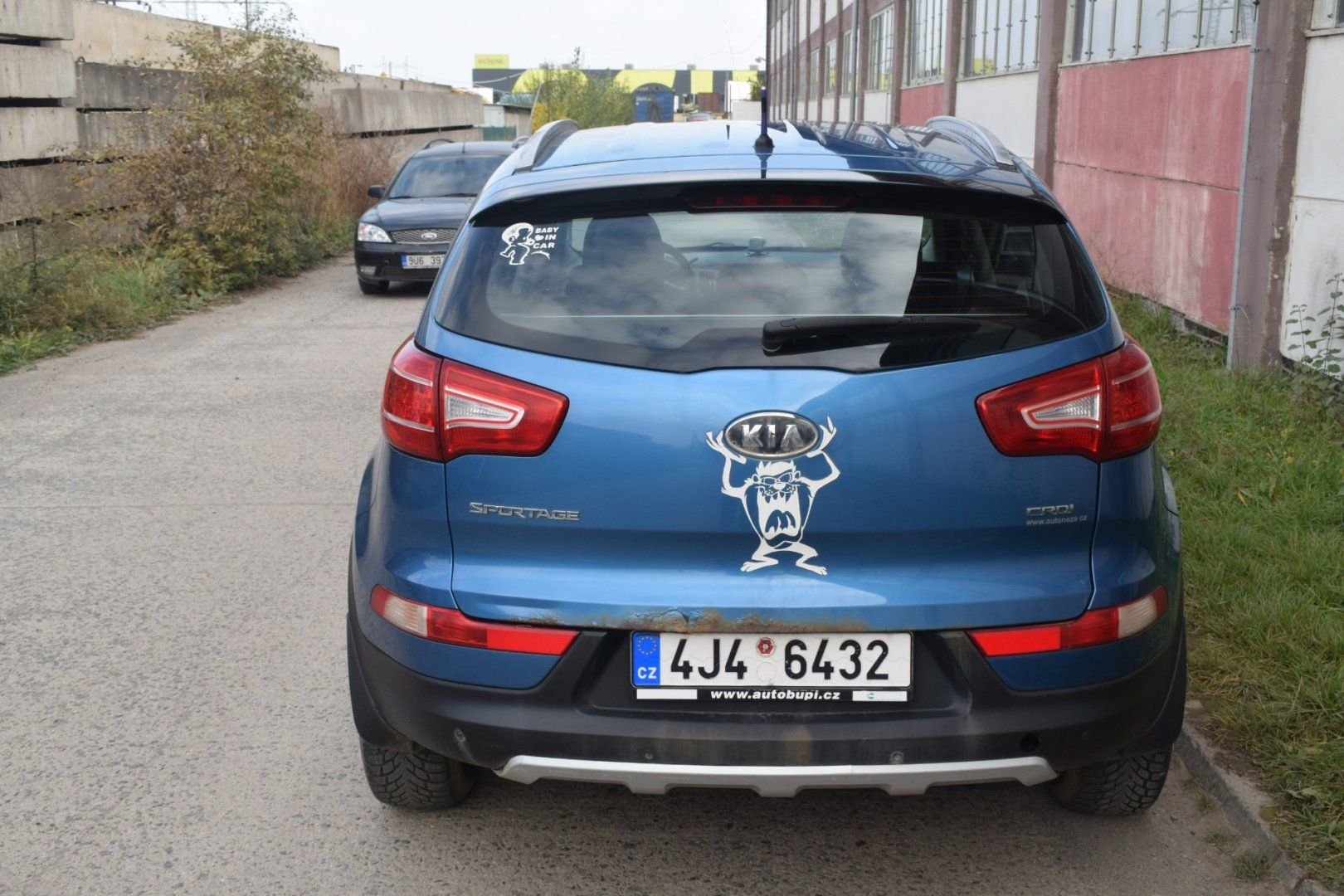 Kia Sportage, 4x4 1.majitel, koup. nová v ČR - fotka 4