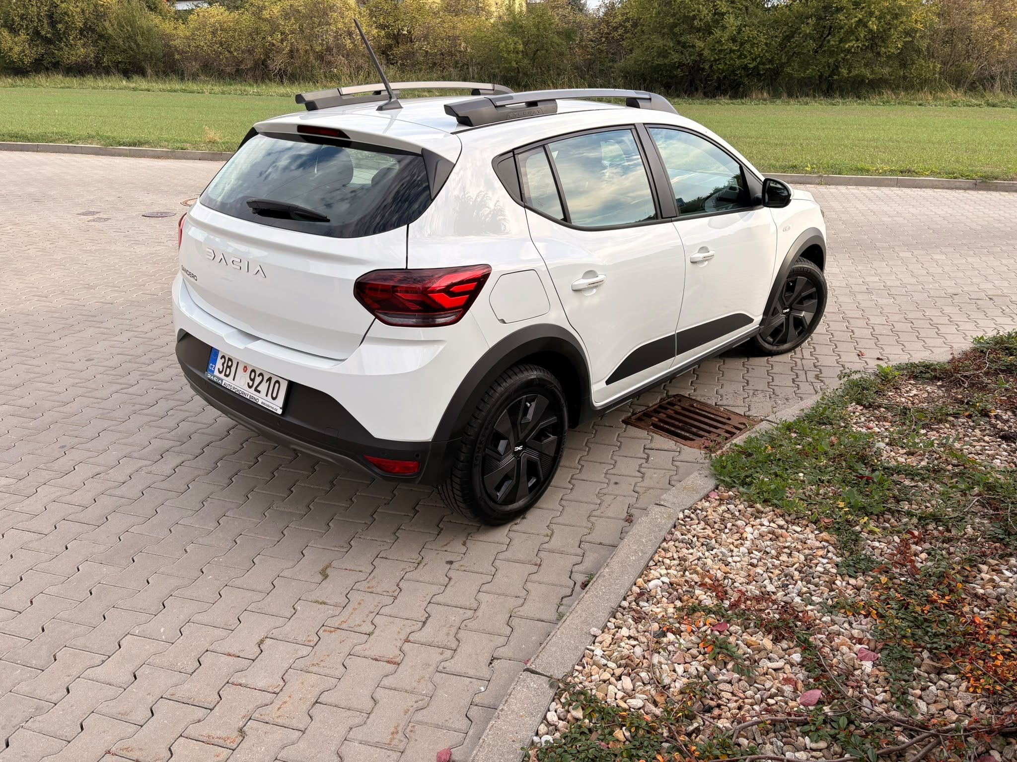 Dacia Sandero, Dacia Sandero Stepway LPG - fotka 5
