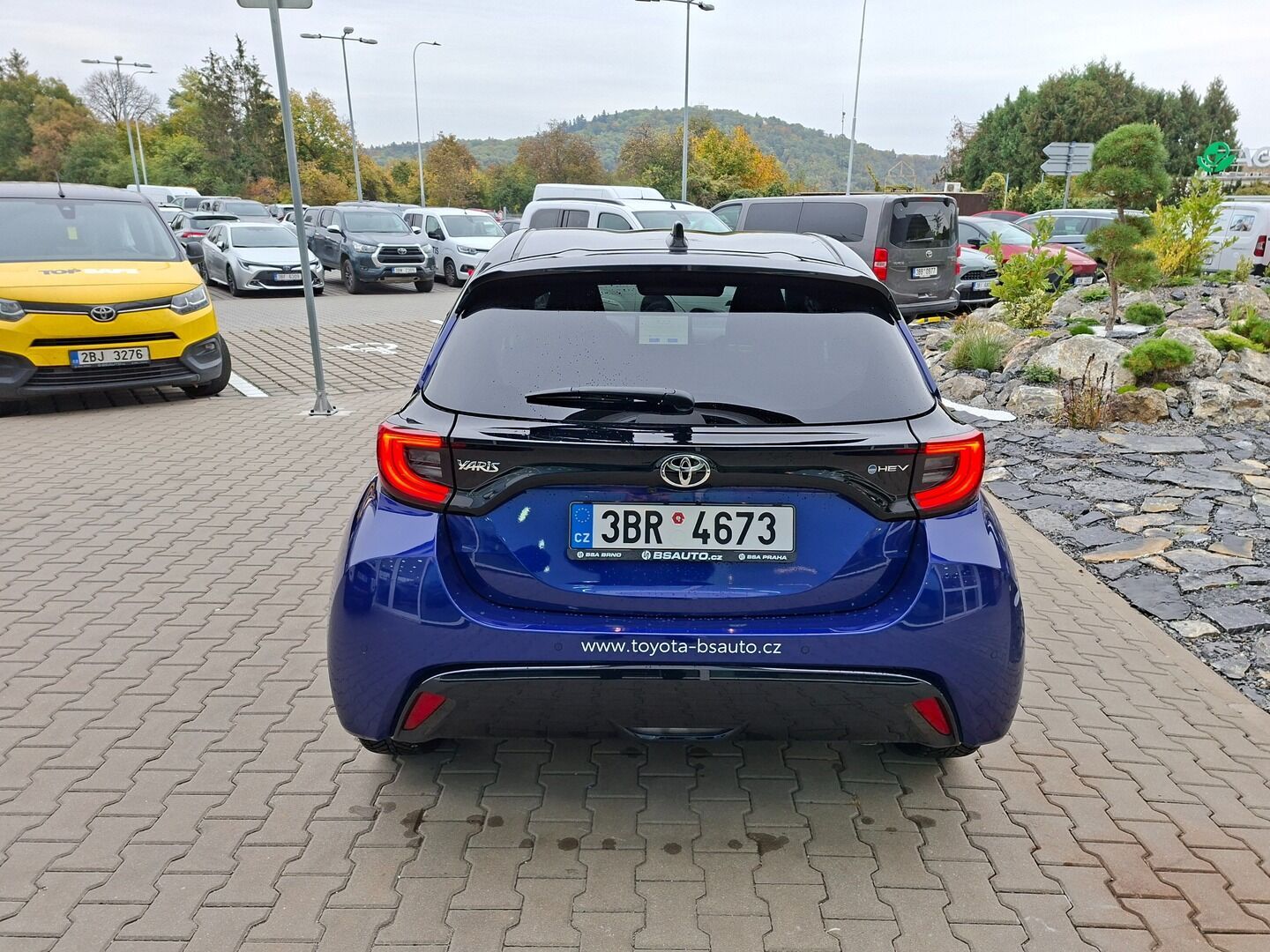 Toyota Yaris, 1.5 HEV 130K Executive - fotka 6