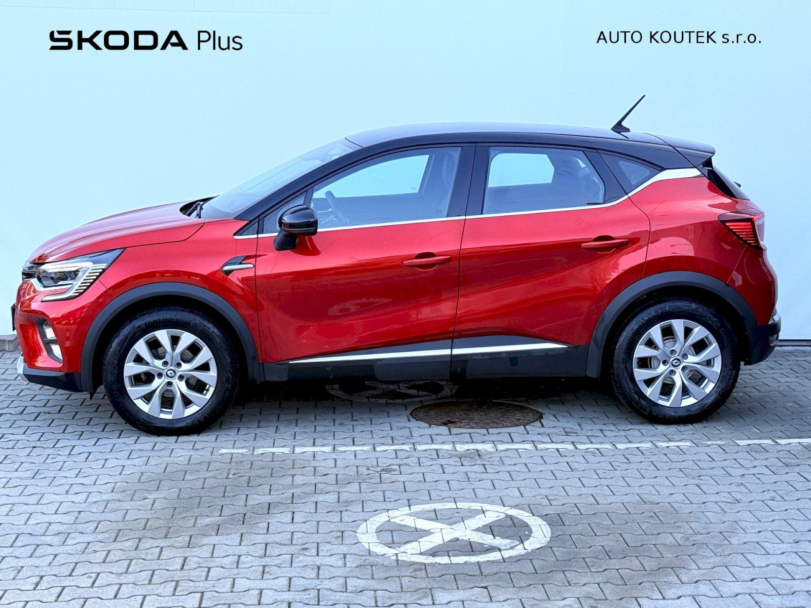 Renault Captur, 1.3TCe 103kW/140PS - fotka 3