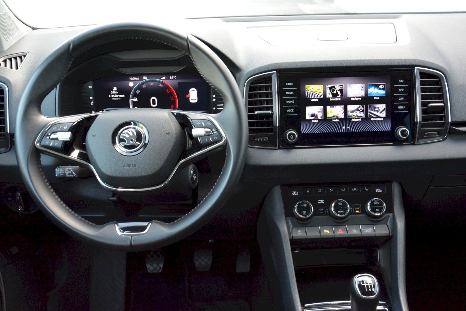 Škoda Karoq, 2.0 TDI 110 KW Style Exclusive - fotka 5
