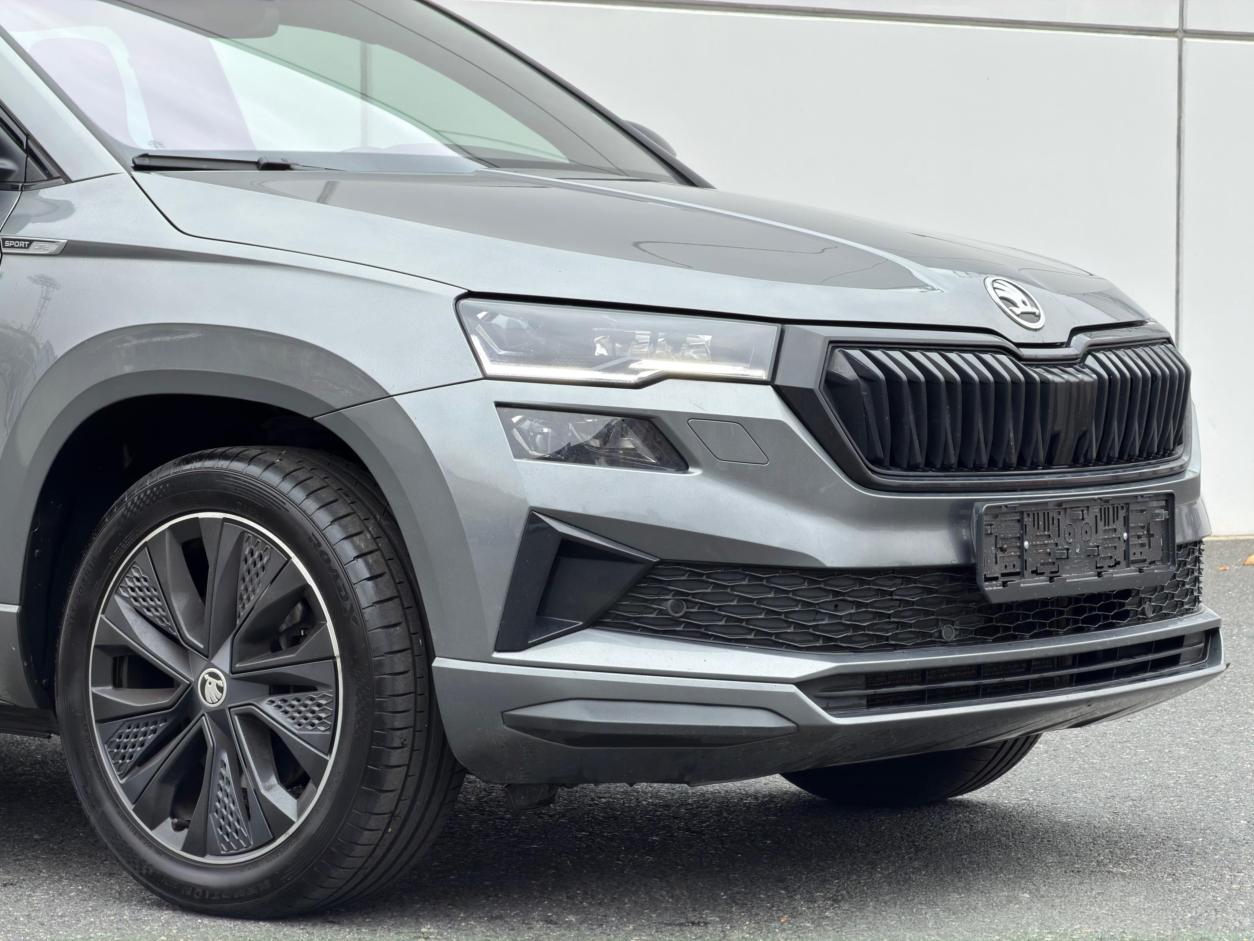 Škoda Karoq, SPORTLINE 2.0 TDI MANUAL 2023 - fotka 4