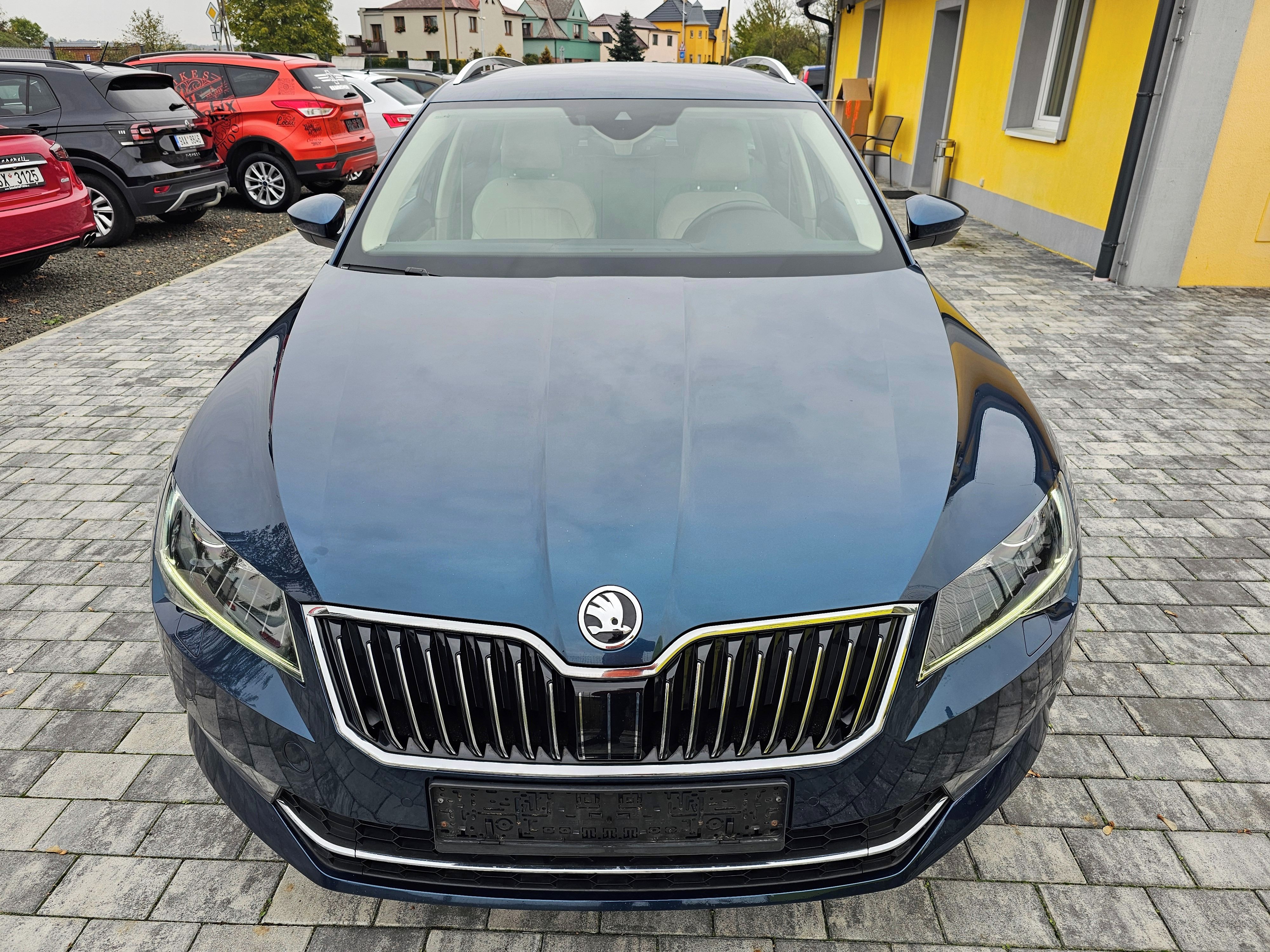 Škoda Superb, 2.0 TDI 140kw, 4x4, Webasto - fotka 2