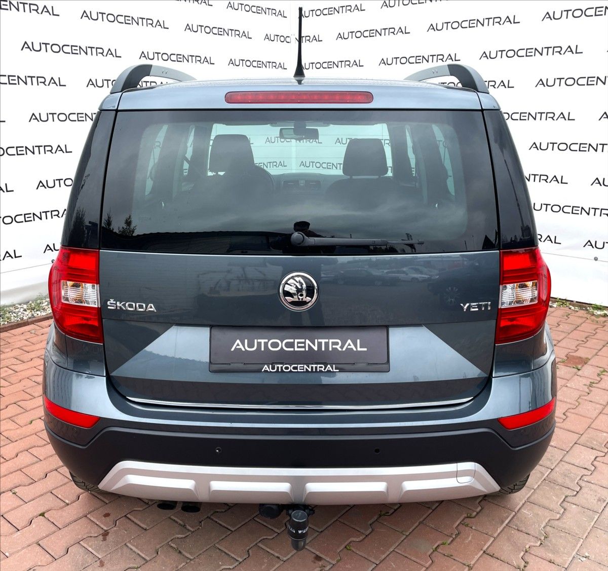 Škoda Yeti, 1,4 TSi,90kW,serv.hist.,STK 10 - fotka 5