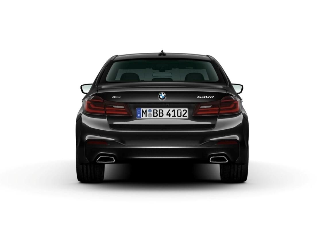 BMW Řada 5, 530d xDrive M-Sport - fotka 5