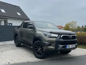 Toyota Hilux, 2.8 150 kW – INVICIBLE | 4x4