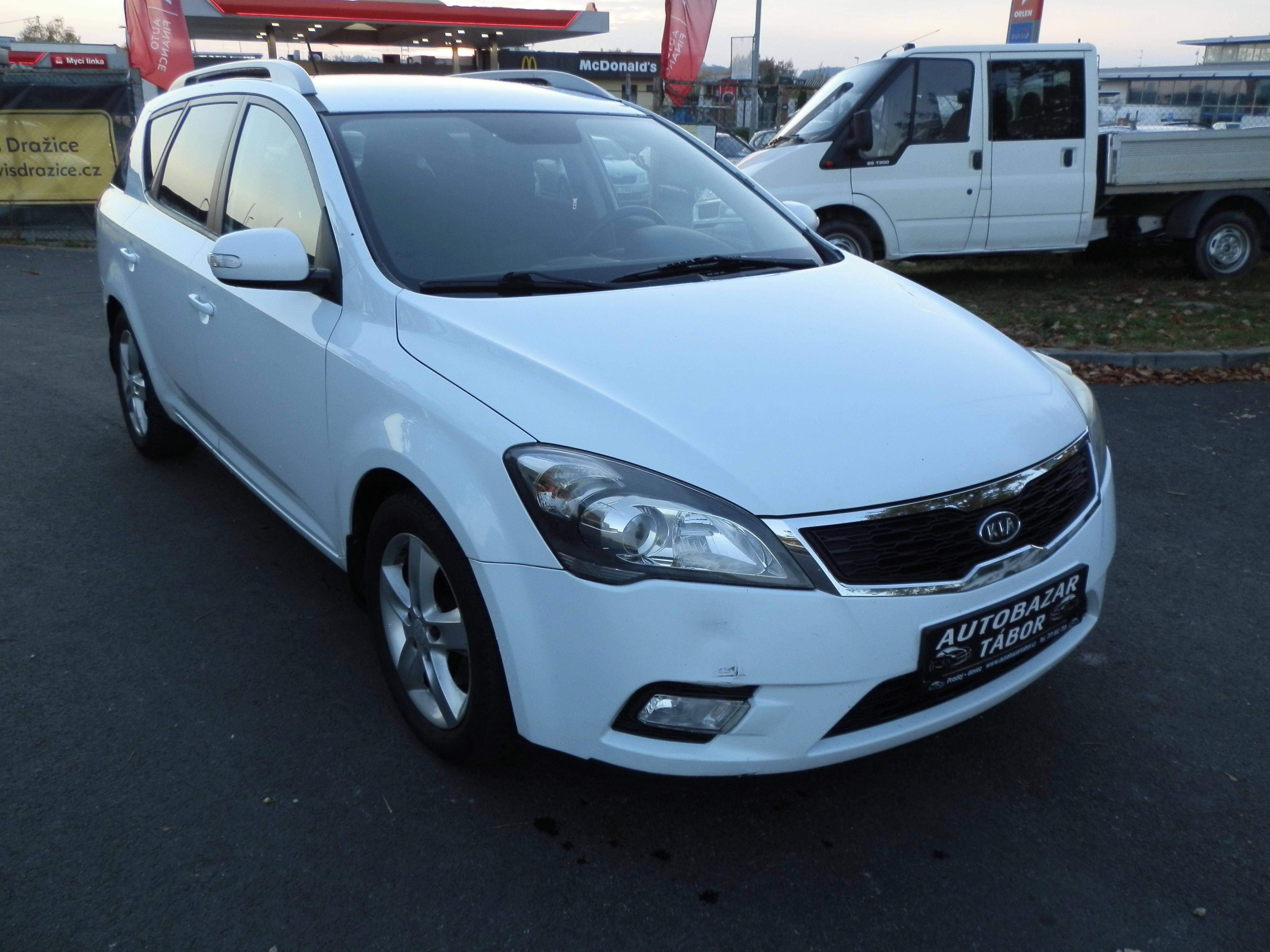 Kia Cee´d, 1,6 LPG - nová STK - fotka 3