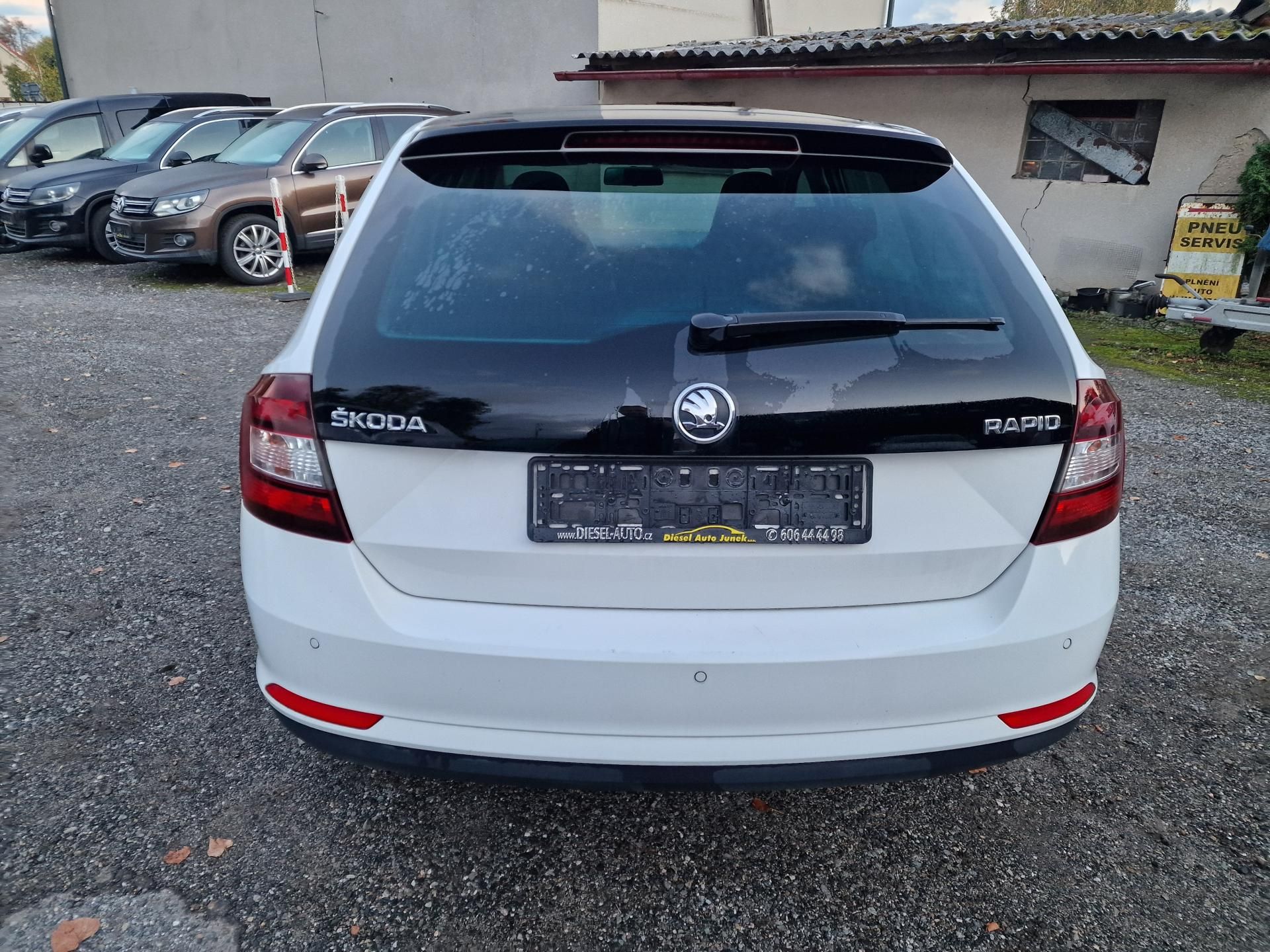 Škoda Rapid, 1,2TSI 77KW STYLE+ PANORAMA - fotka 5
