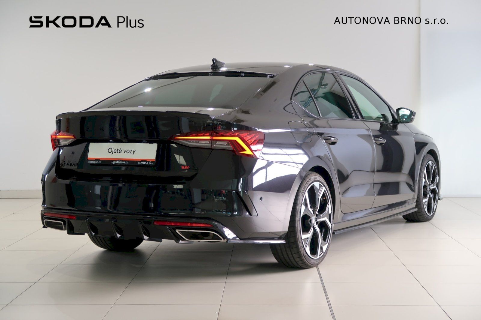 Škoda Octavia, RS 2.0 TSi 180kW Remus - fotka 2