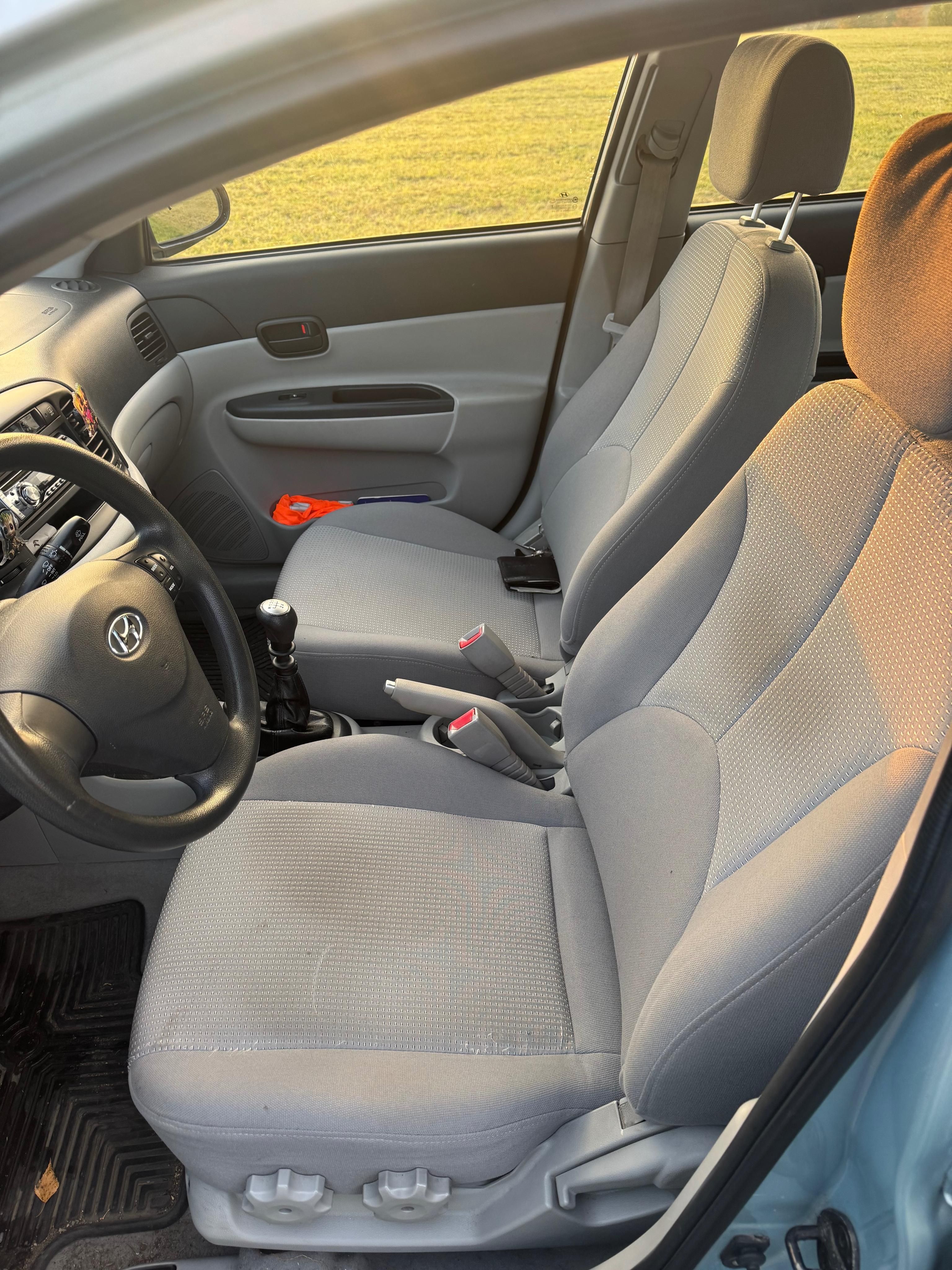 Hyundai Accent, 1.6 16V - fotka 6