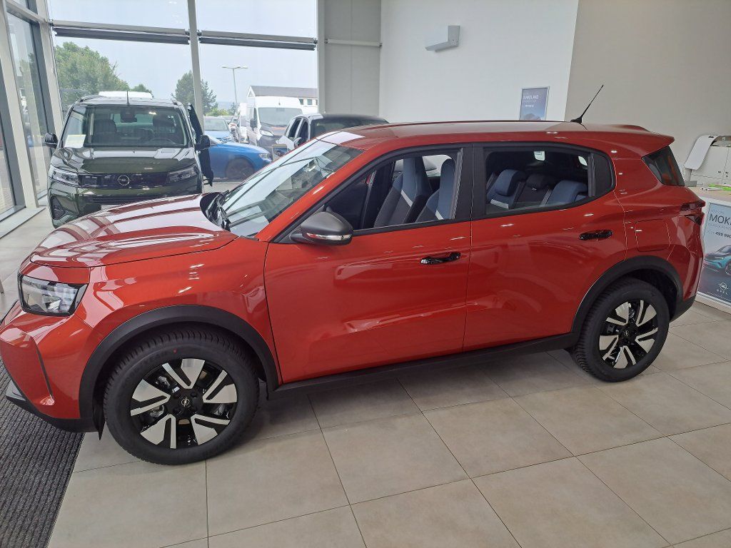 Opel Frontera, Edition 1.2 TURBO 100k MT6 - fotka 2