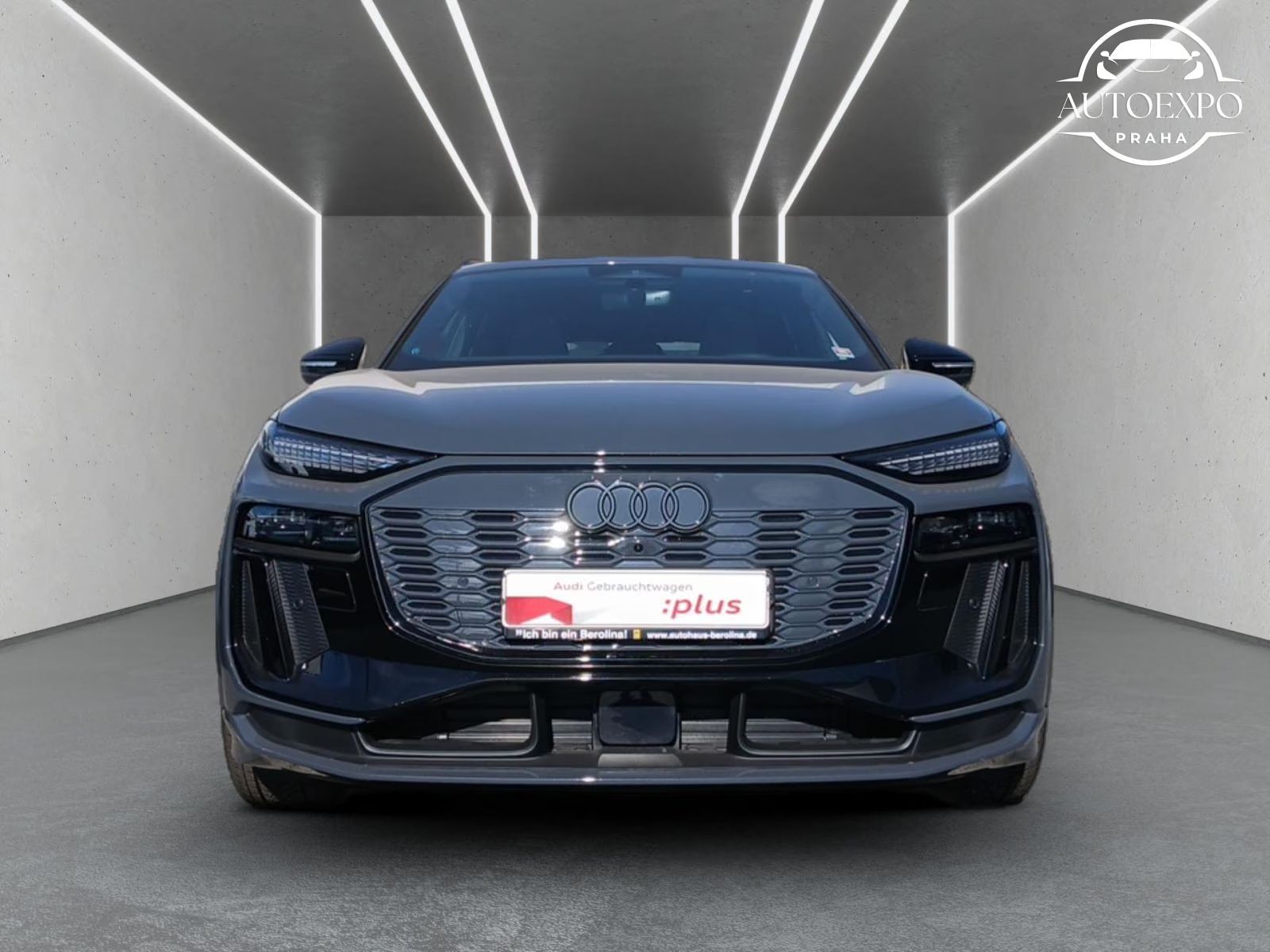 Audi e-tron, SQ6*edition one grey * - fotka 6