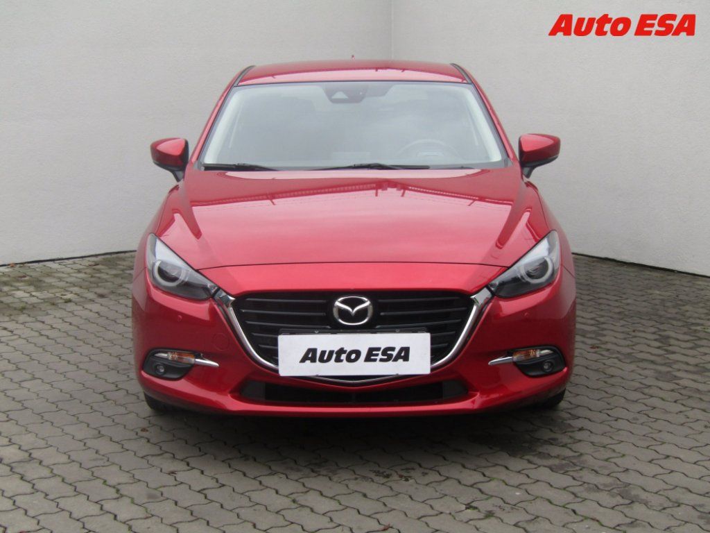 Mazda 3, 1.5i - fotka 2