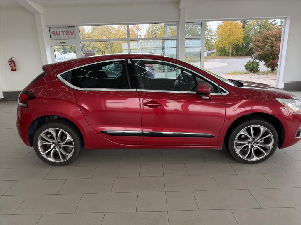 Citroën DS4, 1,6 HDI, Manuál, 82kw - fotka 6