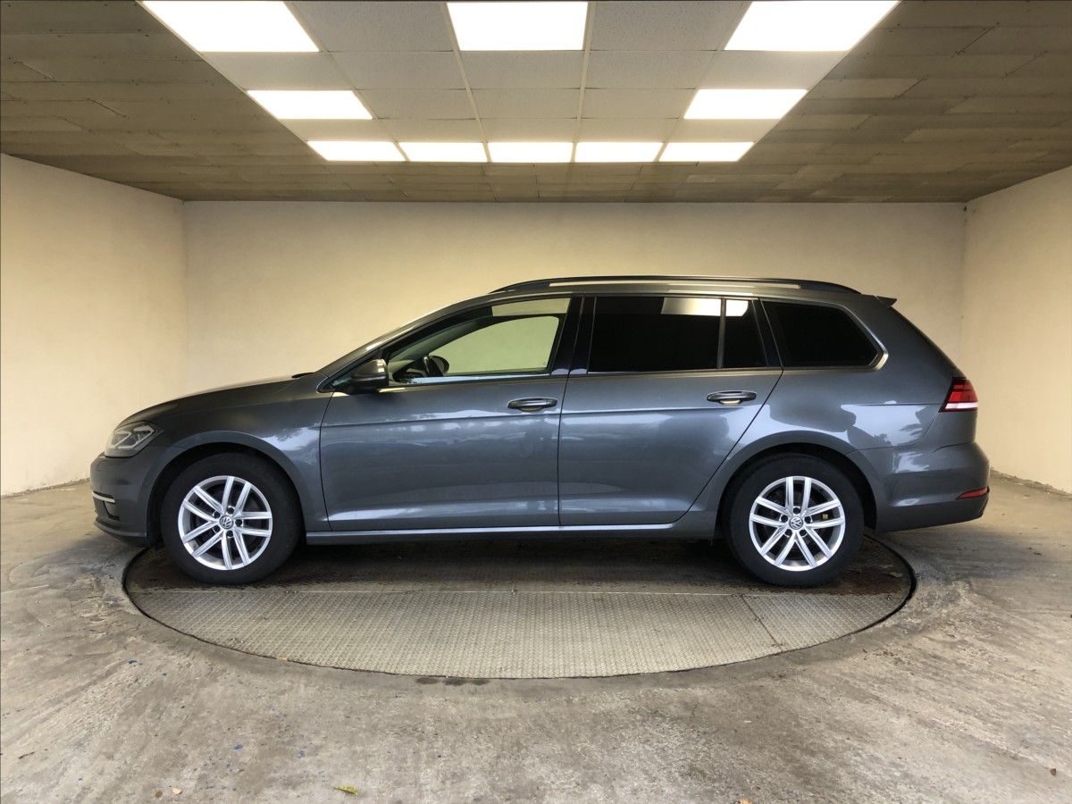 Volkswagen Golf, 1,6 TDI DSG - fotka 4