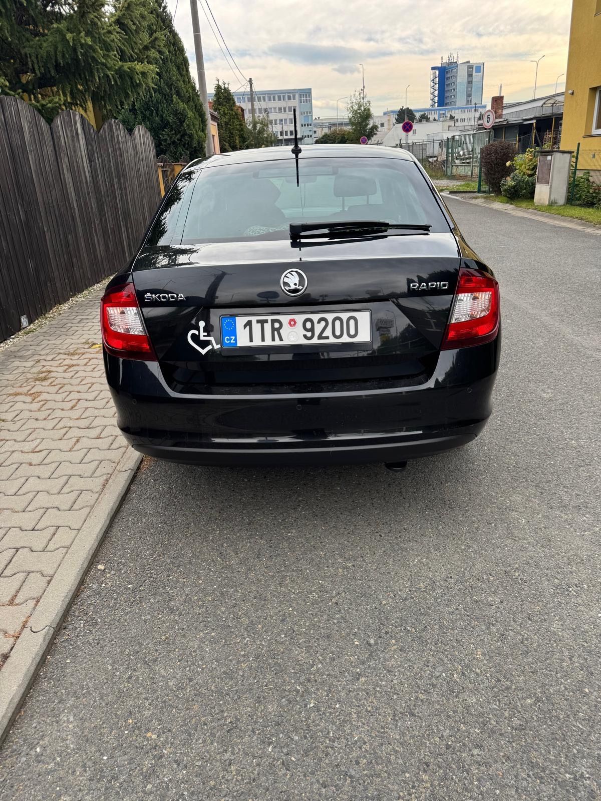 Škoda Rapid, 1.0 TSI 81 kW Style - fotka 4