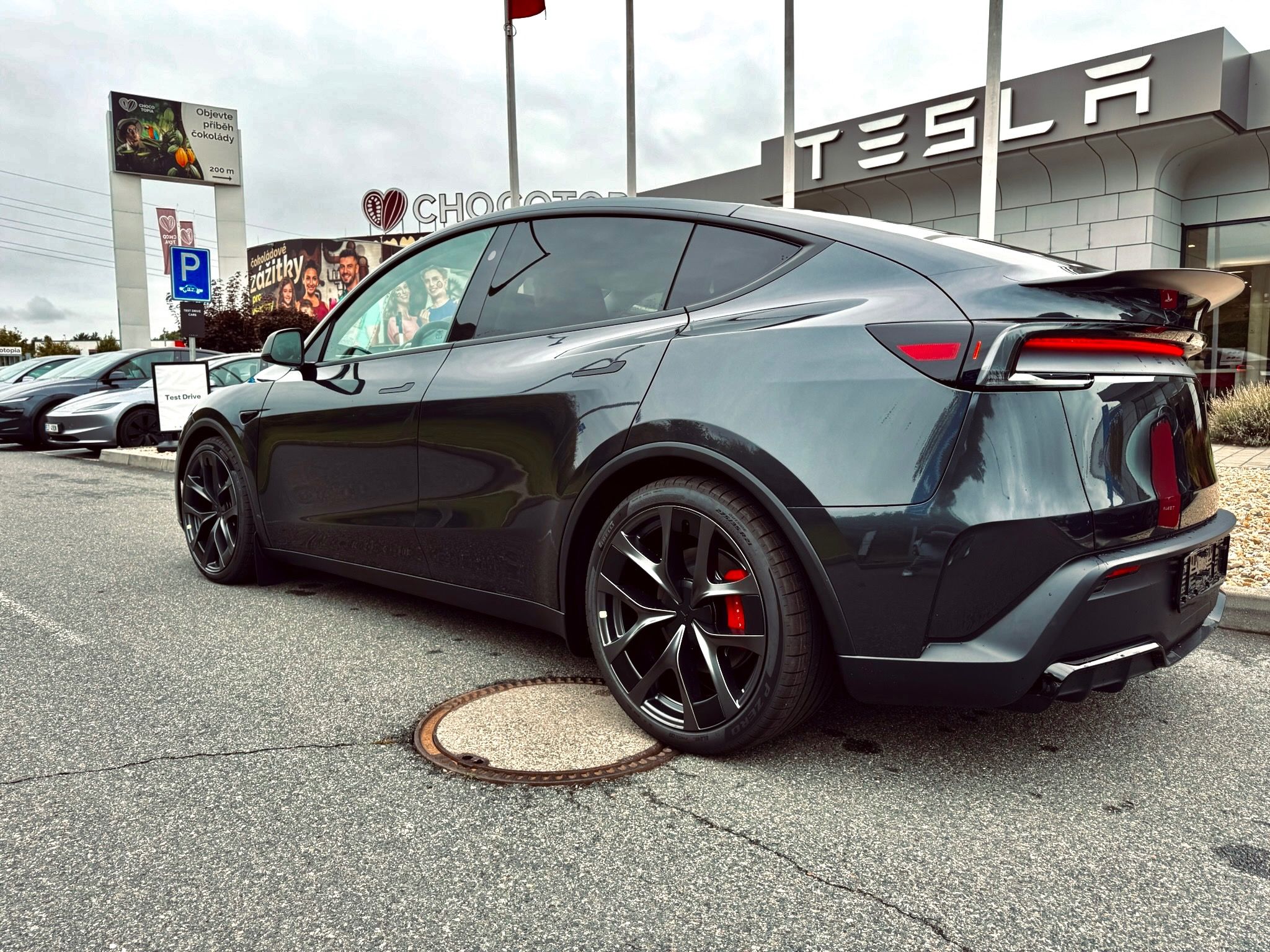 Tesla Model Y, Performance Juniper - fotka 4
