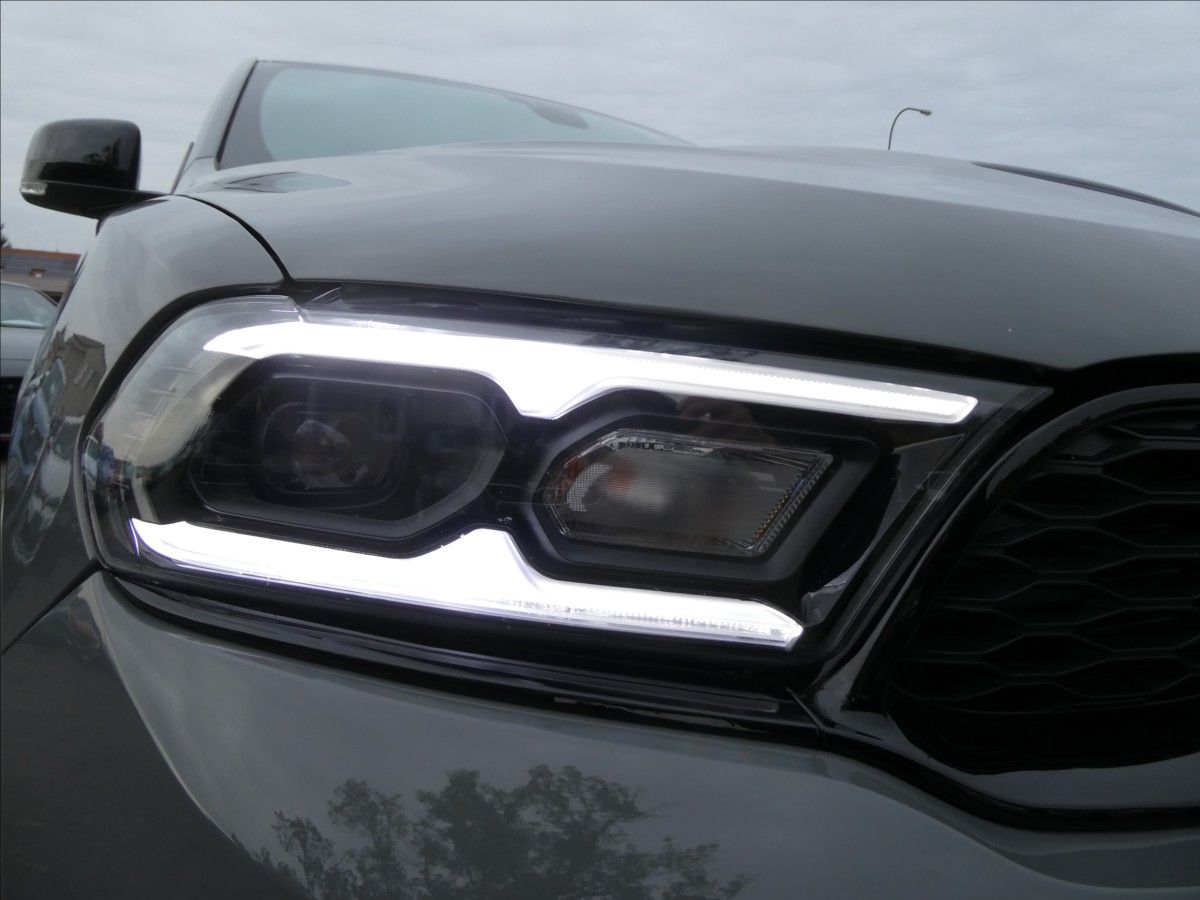 Dodge Durango, 3,6 V6 GT facelift, 2x pneu - fotka 5