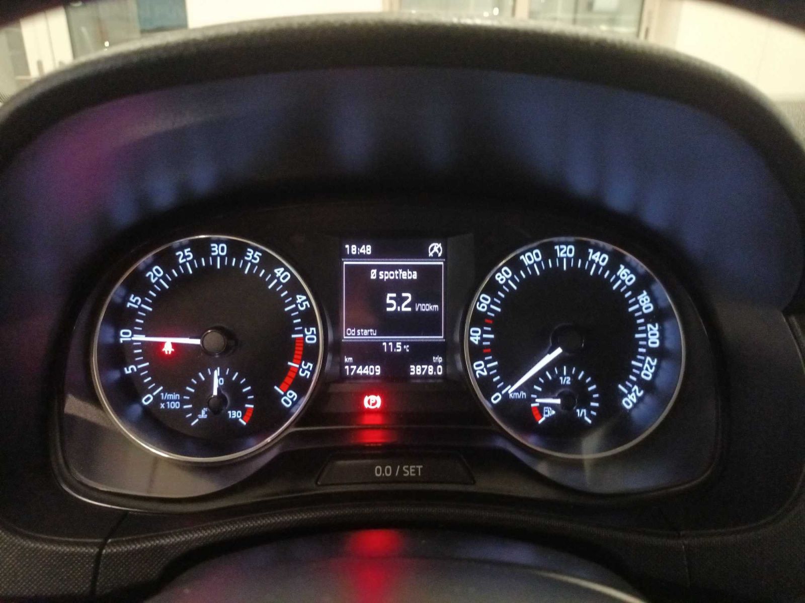 Škoda Fabia, 1.4 TDI, Automatická klima - fotka 3