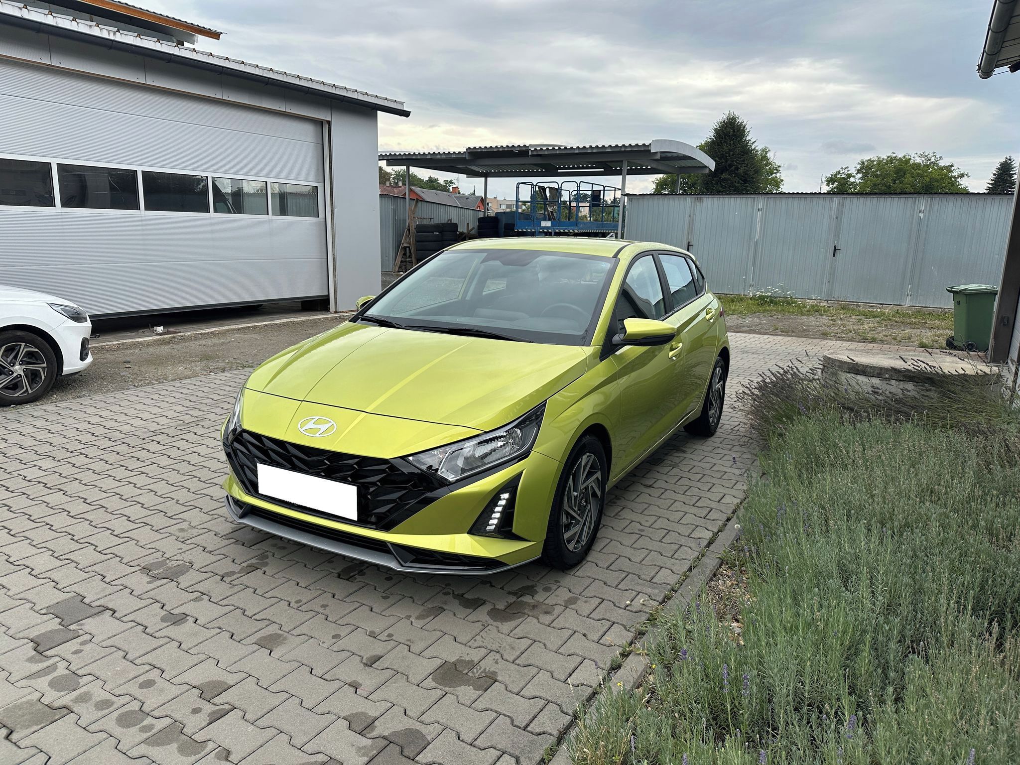 Hyundai i20, 1,0 TGDI GO! - fotka 3